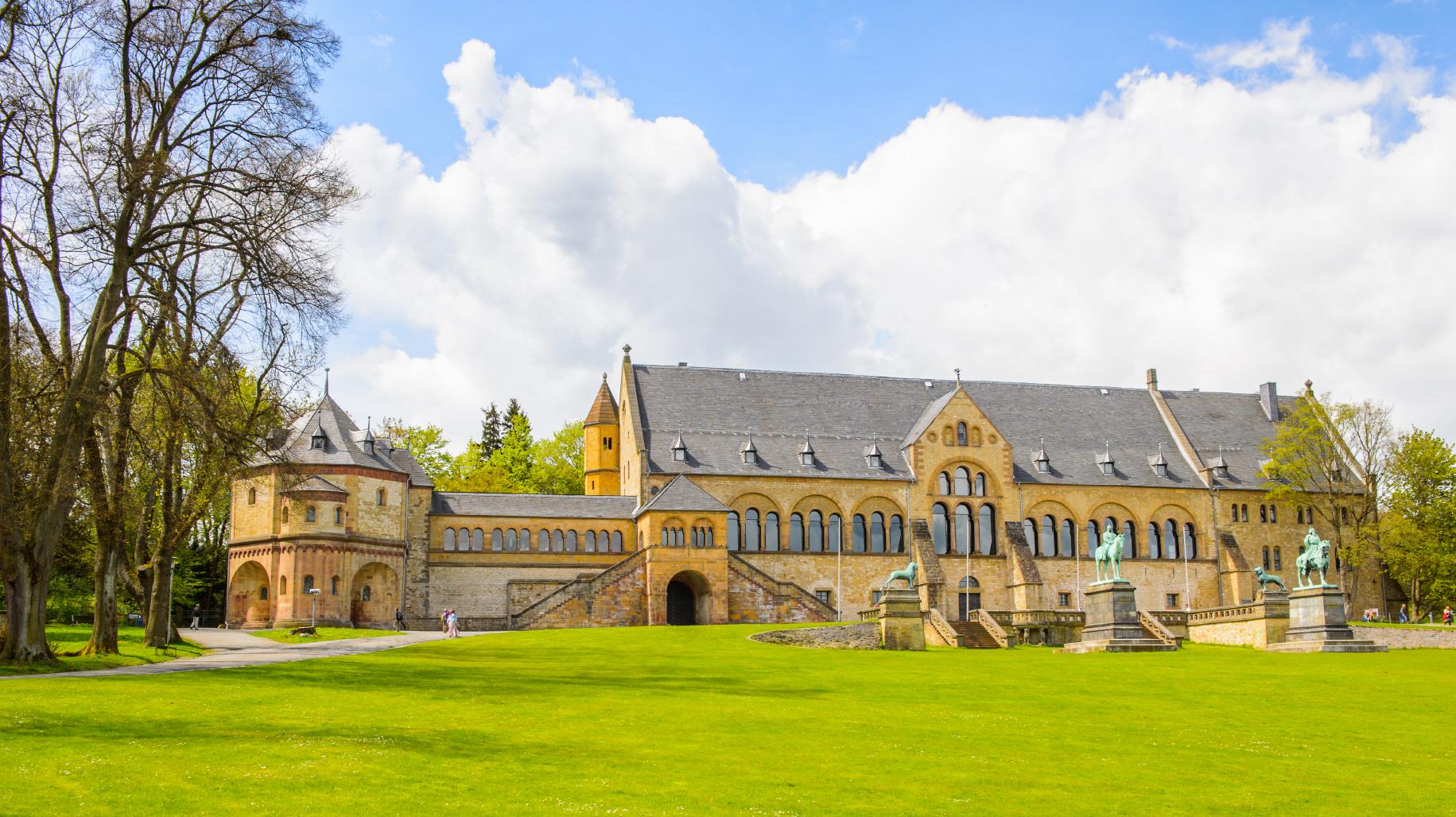 고슬라 황제의 궁  Imperial Palace of Goslar