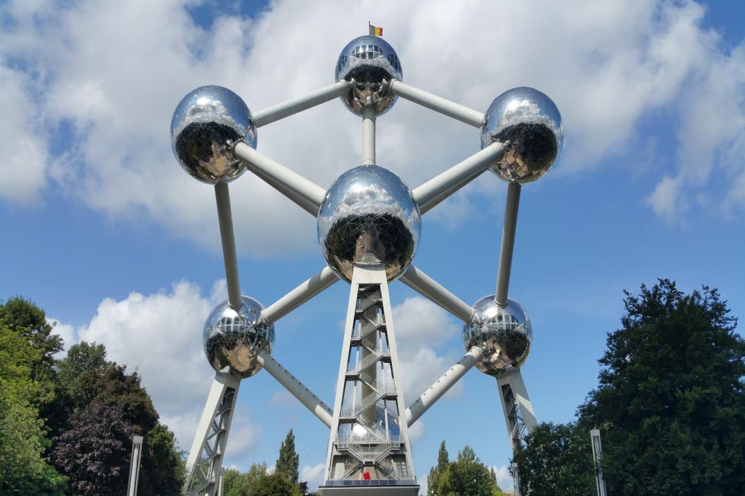 아토미움  Atomium