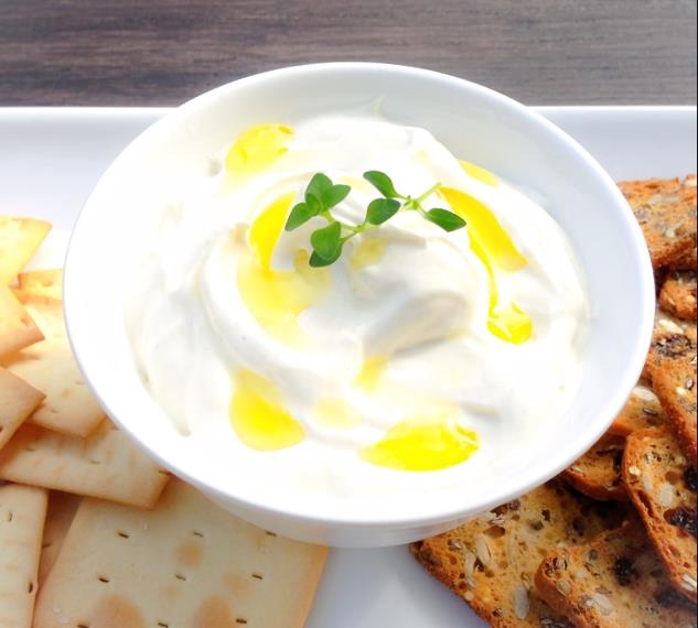 라브네  Labneh