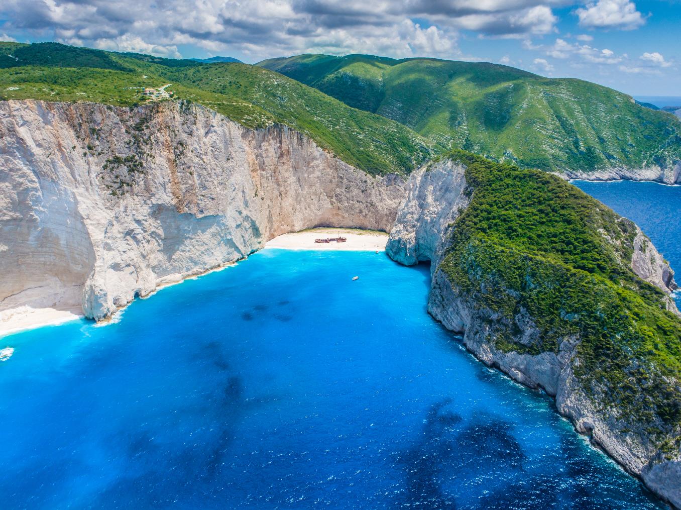 나바지오 해변  Navagio Beach