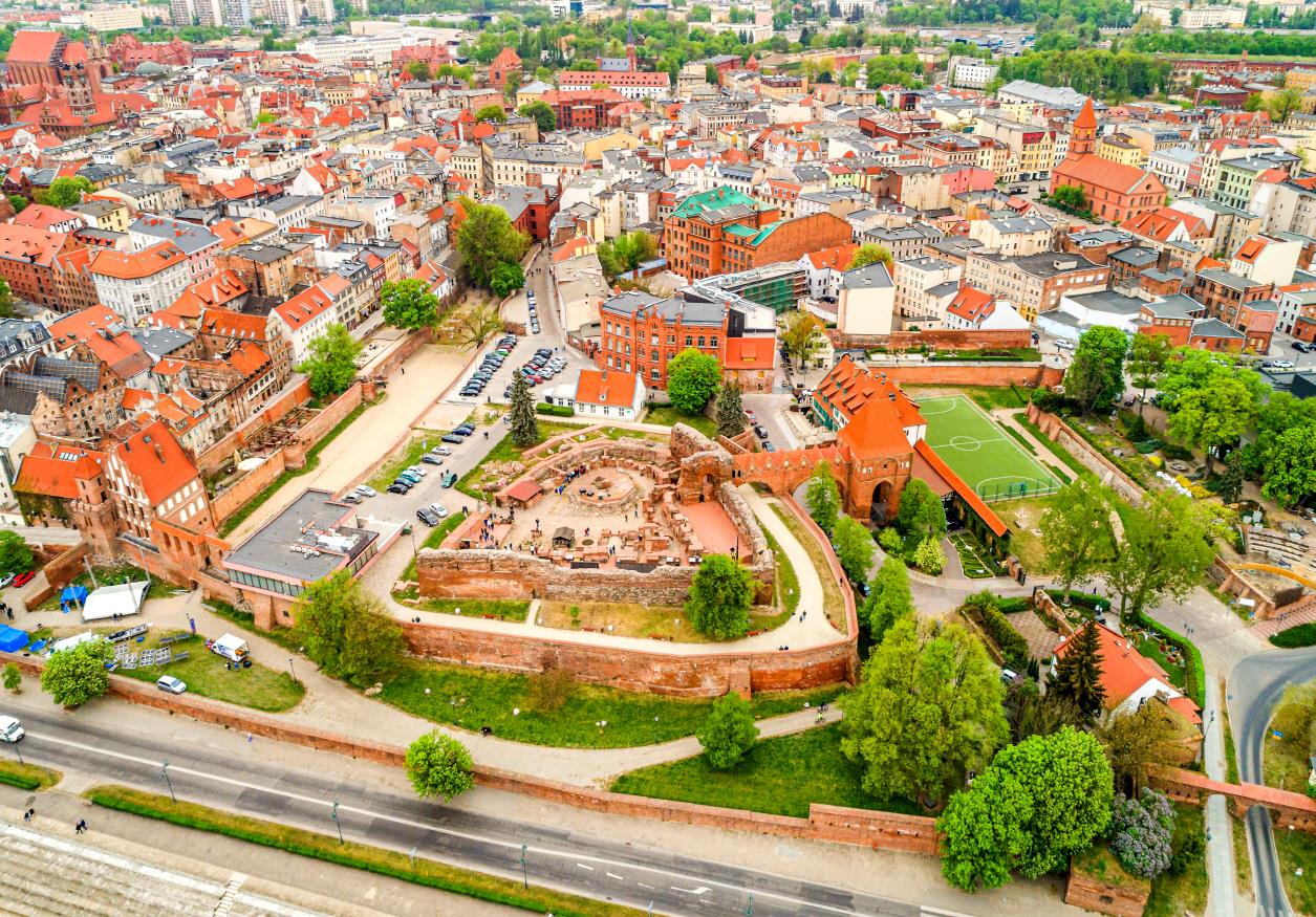 튜턴 기사단 성  Teutonic Castle