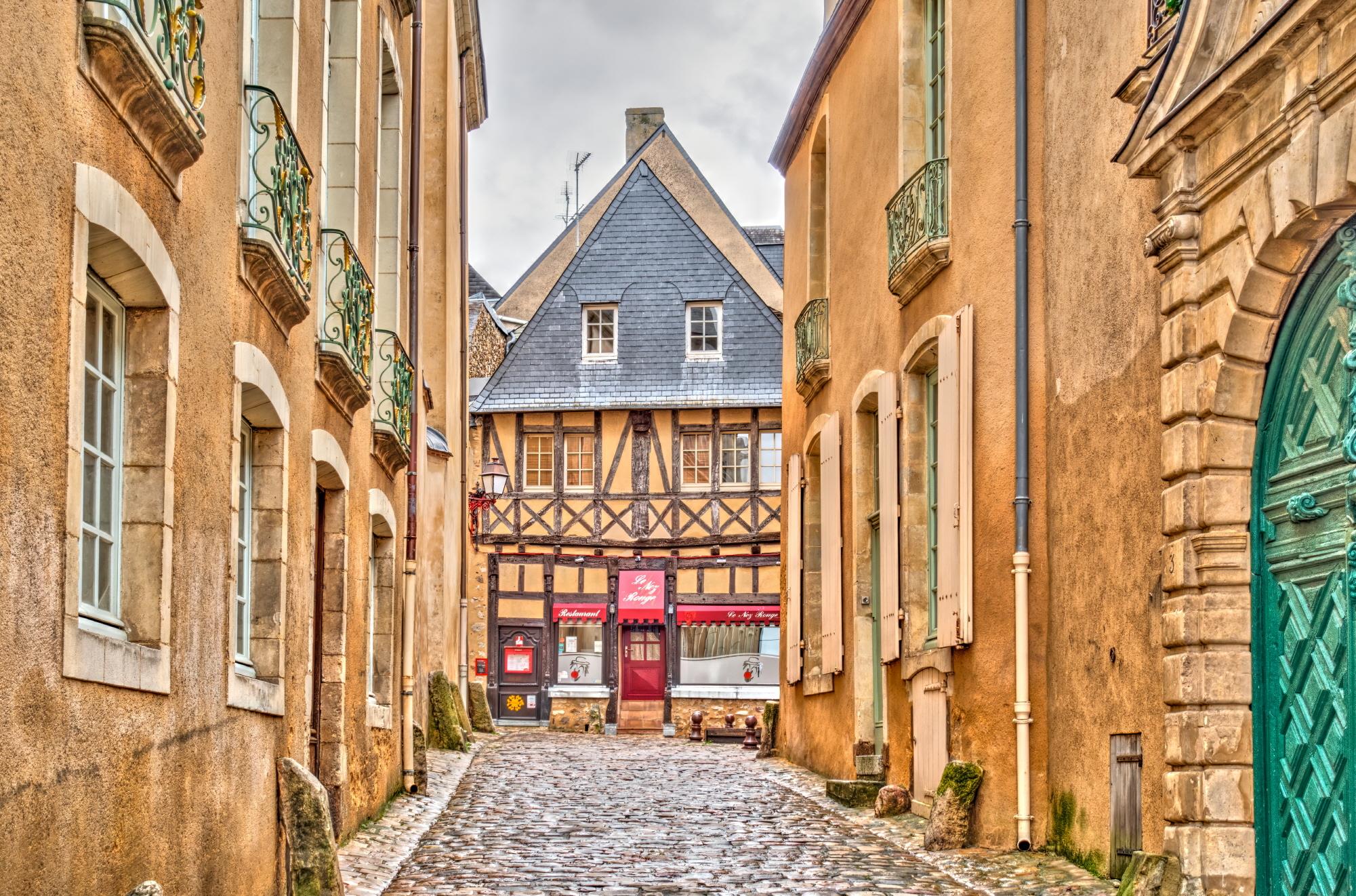 르망 구시가지  The old town of Le Mans