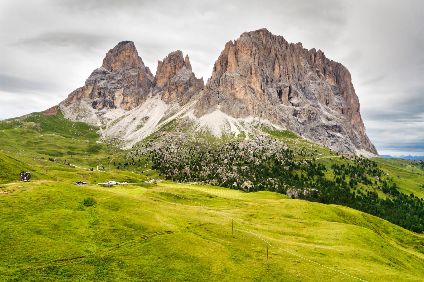 돌로미테 지역  DOLOMITIS