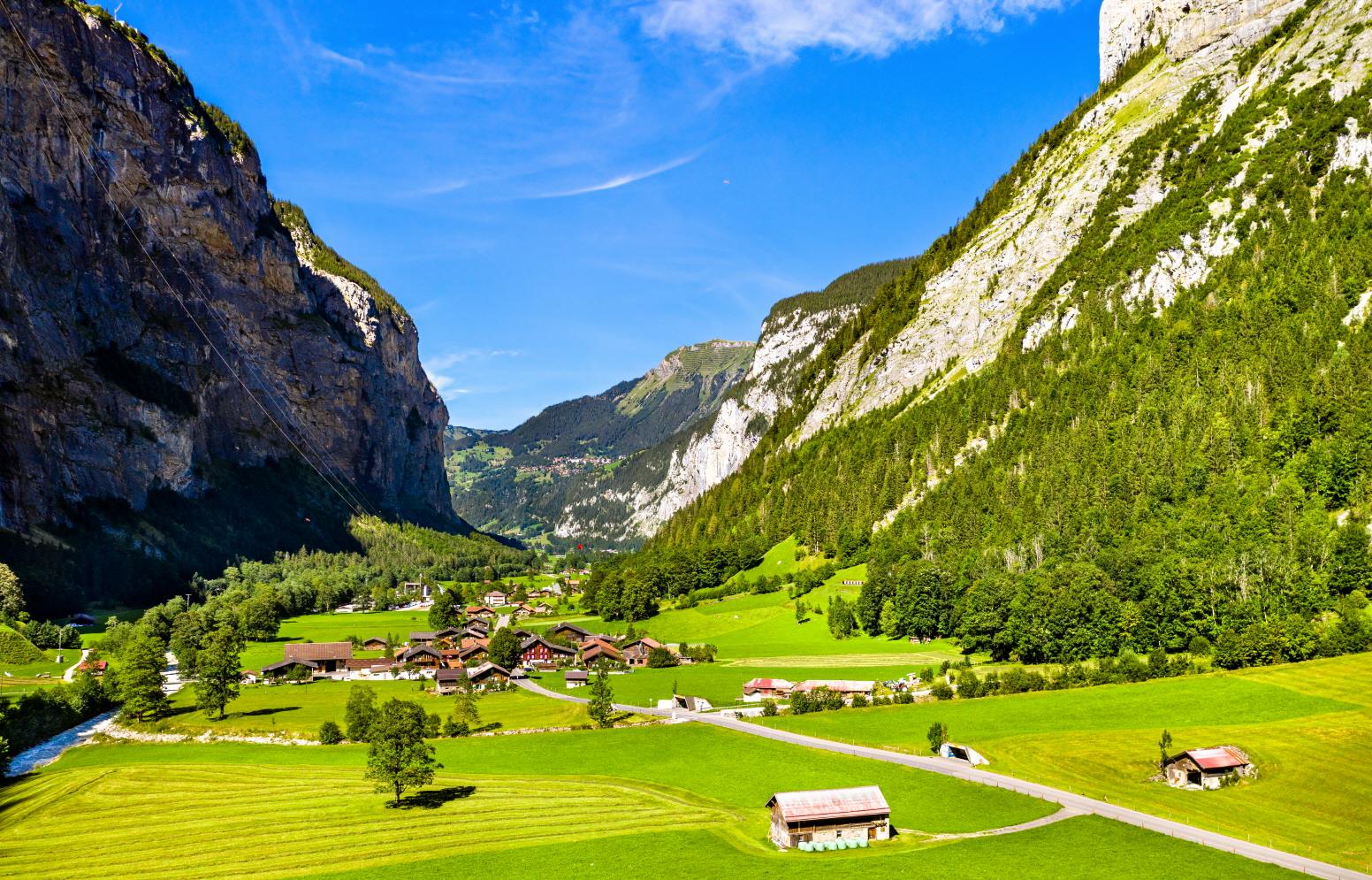 라우터브루넨 계곡 트레킹  Lauterbrunnen Valley trekking