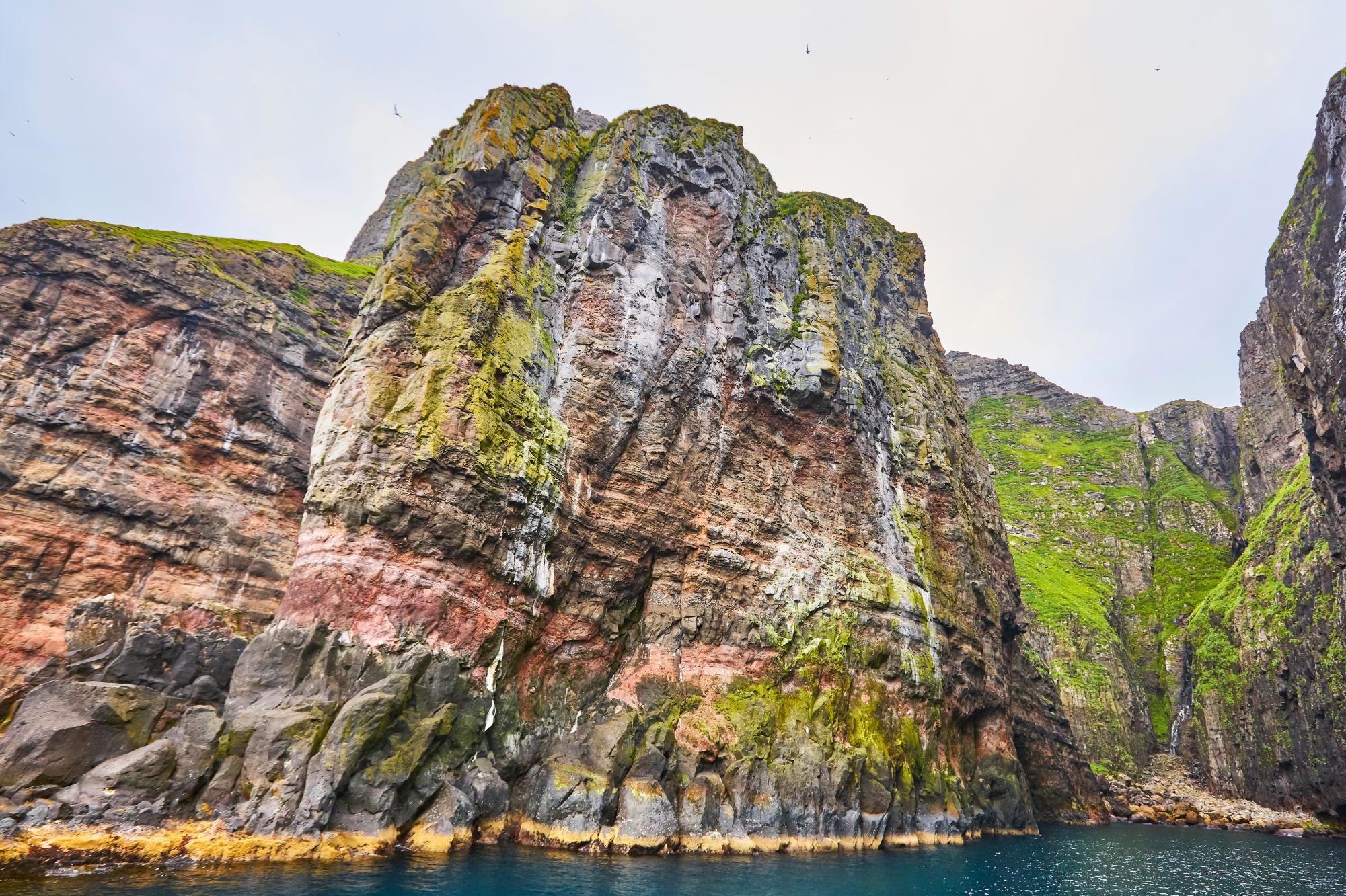 베스트마나 해안절벽  Vestmanna Sea Cliffs