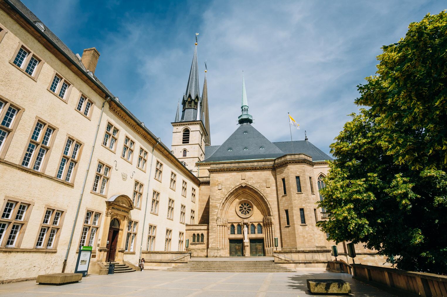 룩셈부르크 노트르담 대성당  Notre Dame Cathedral Luxembourg