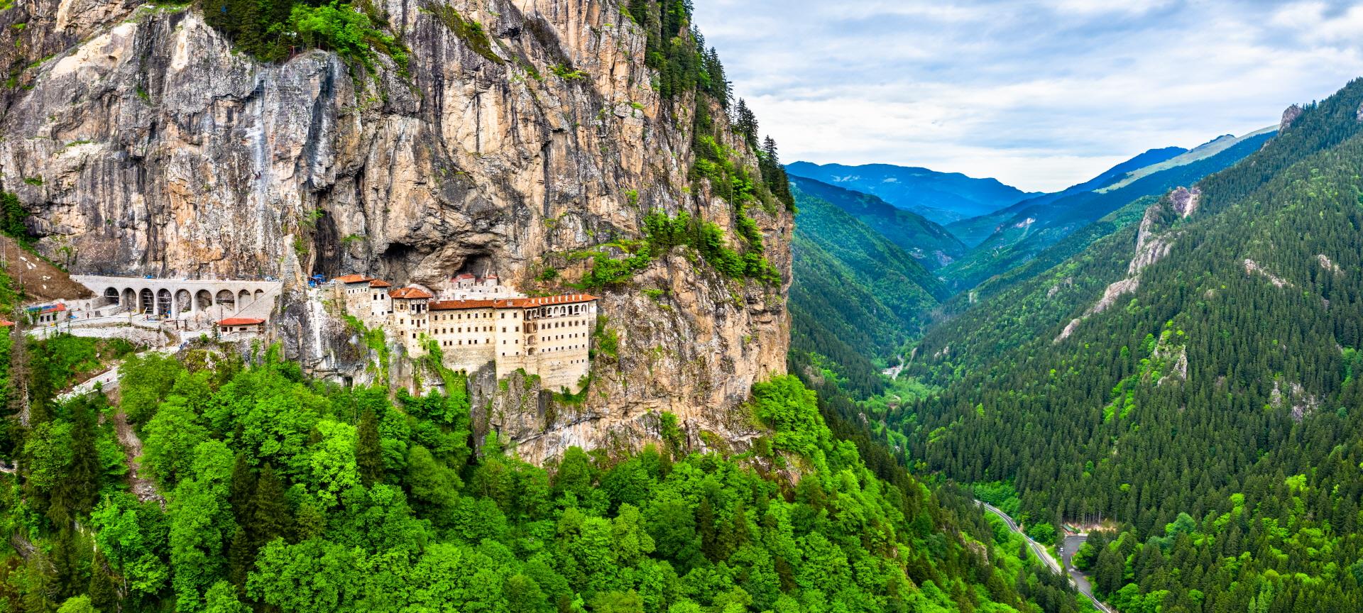 수멜라 수도원  Sumela Monastery