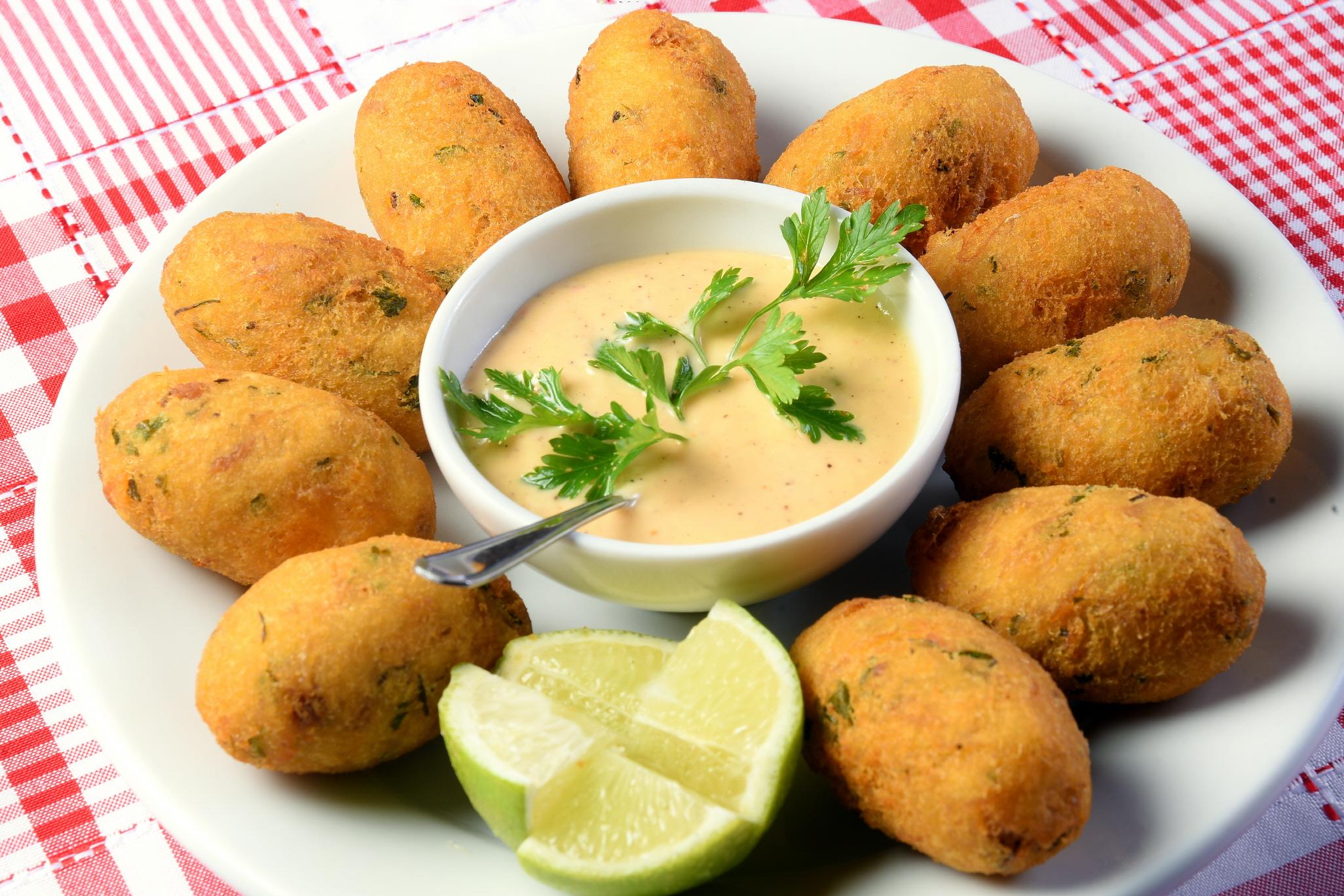 바깔라우 크로켓  Bacalhau croquette