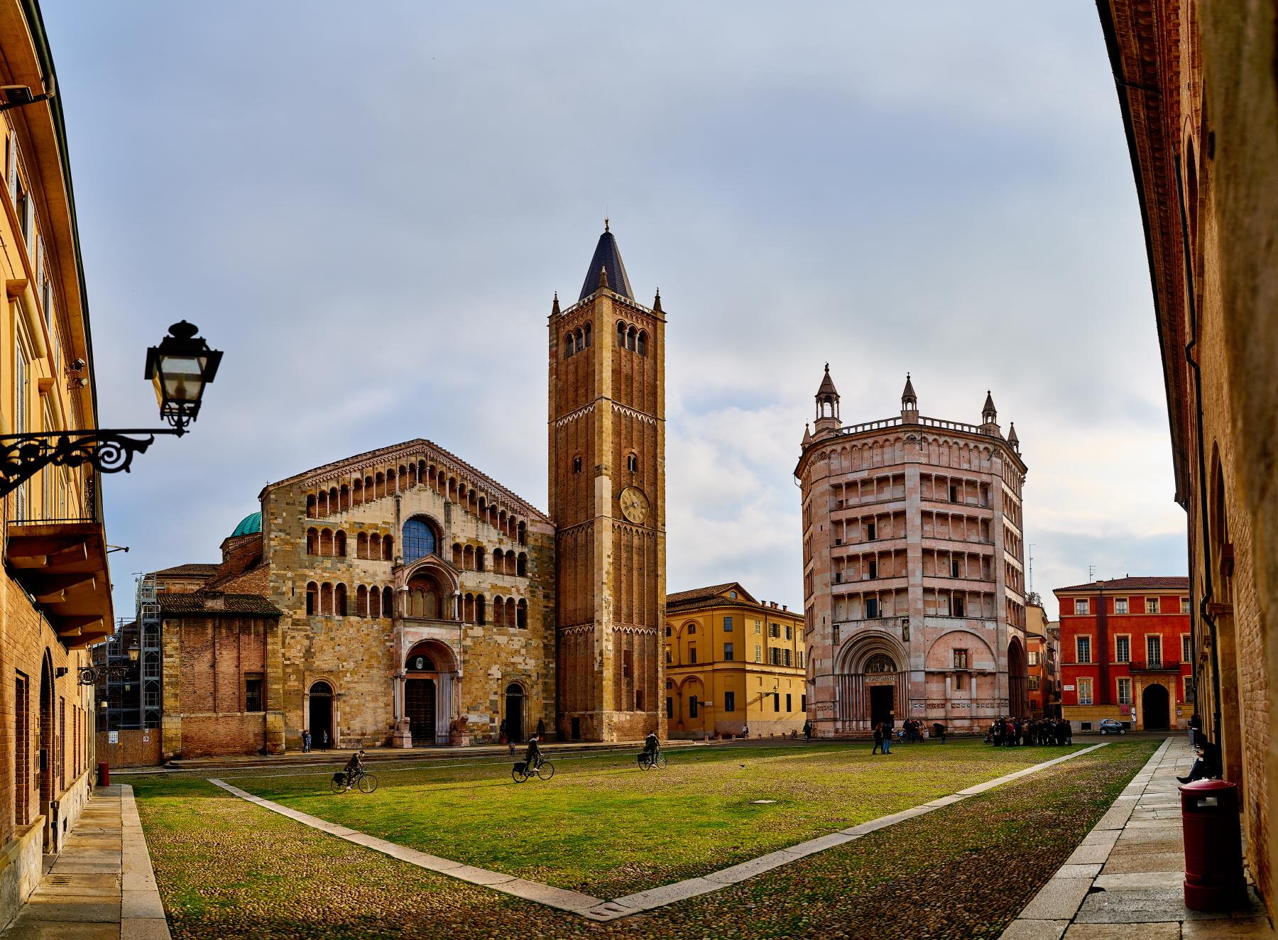 파르마 두오모성당과 광장  Parma Piazza del Duomo & Parma Cathedral