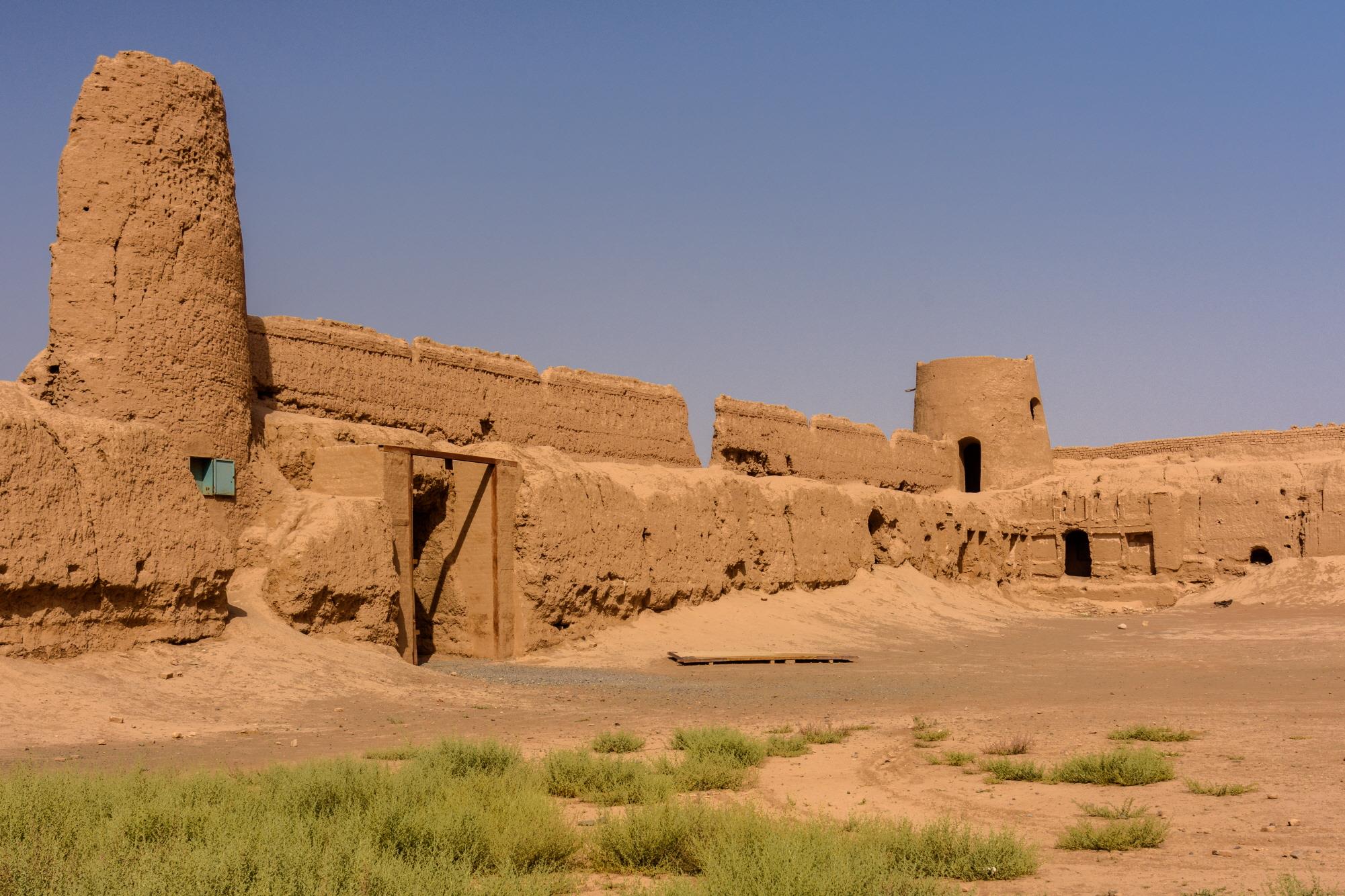 진흙 성  Sizan Clay Castle (fortress)