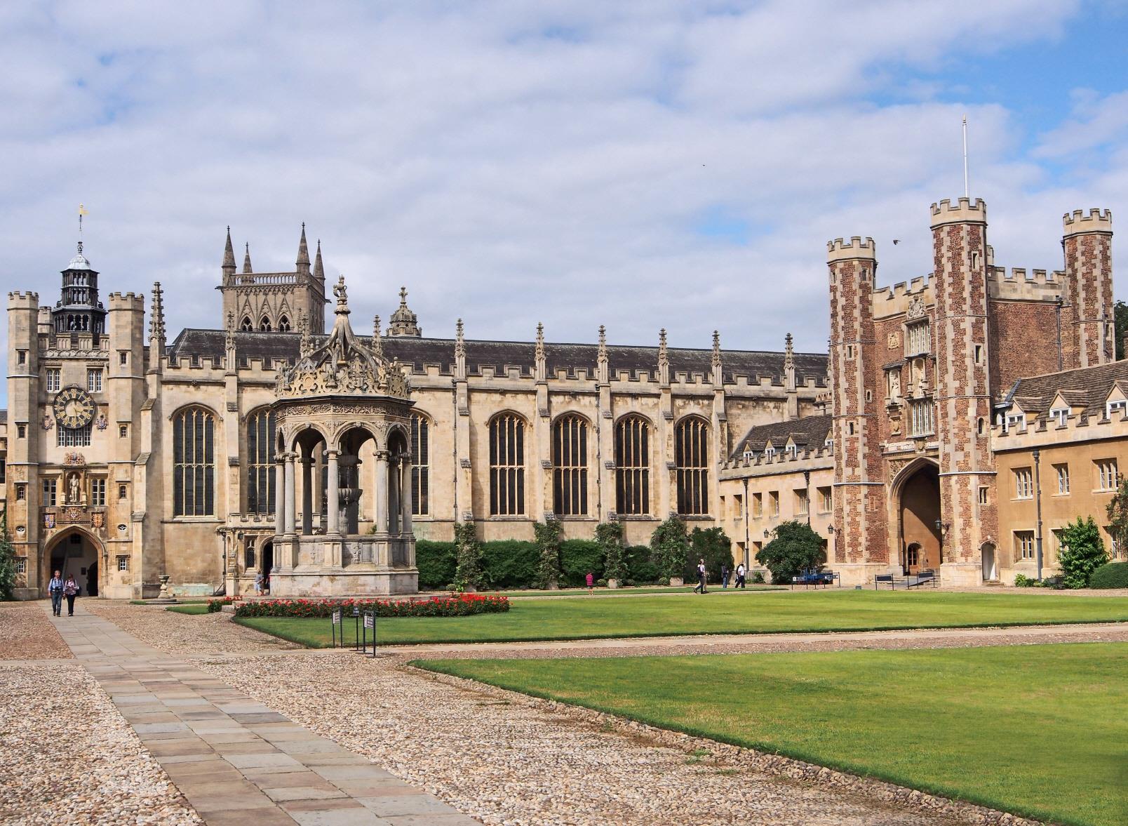 트리니티 칼리지  Trinity College