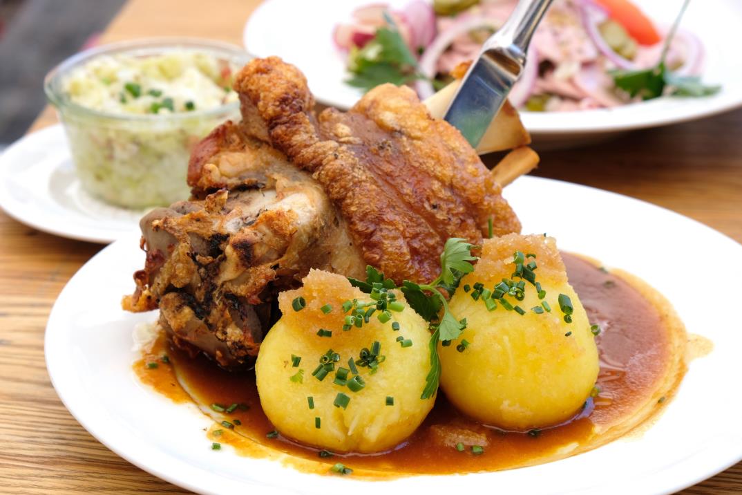 슈바인 학세  Schweinshaxe