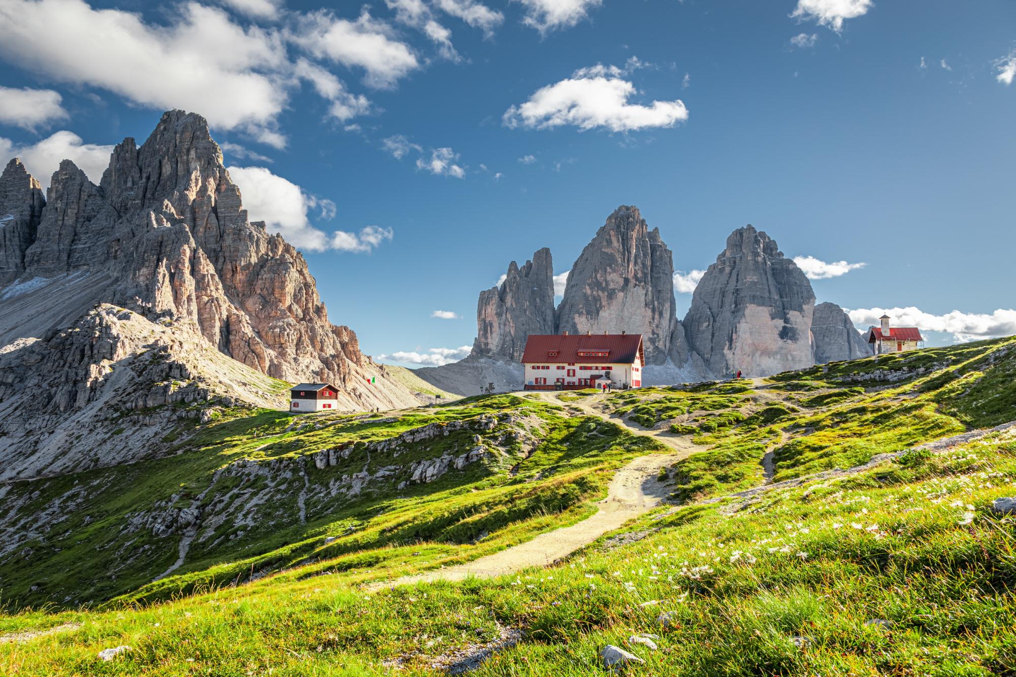 트레치메 디 라바레도 산  Tre Cime di Lavaredo