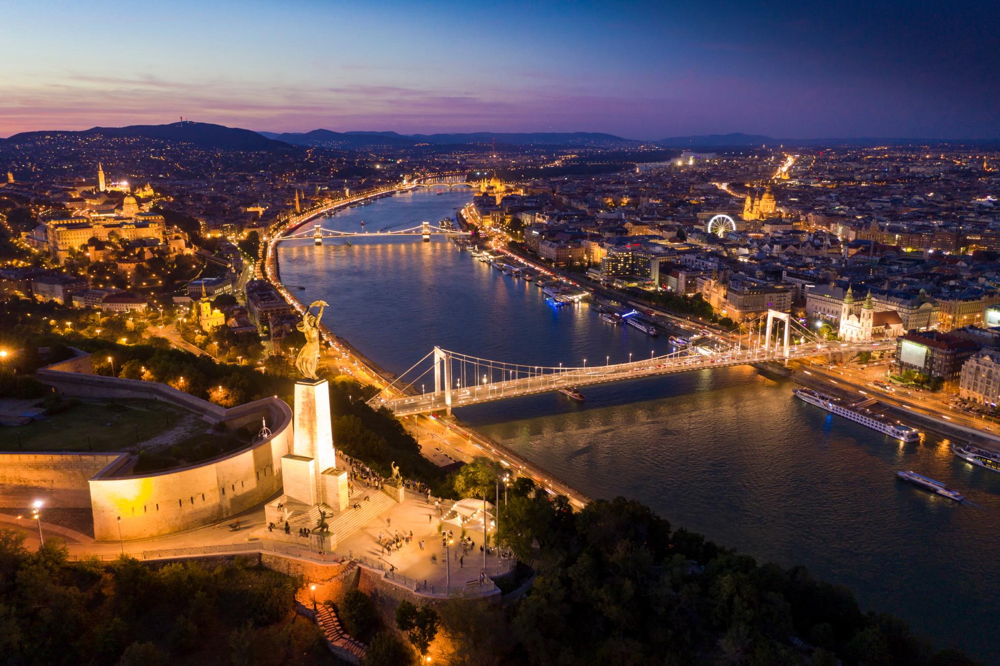 부다페스트 야경투어  Gellert Hill observation deck night view tour