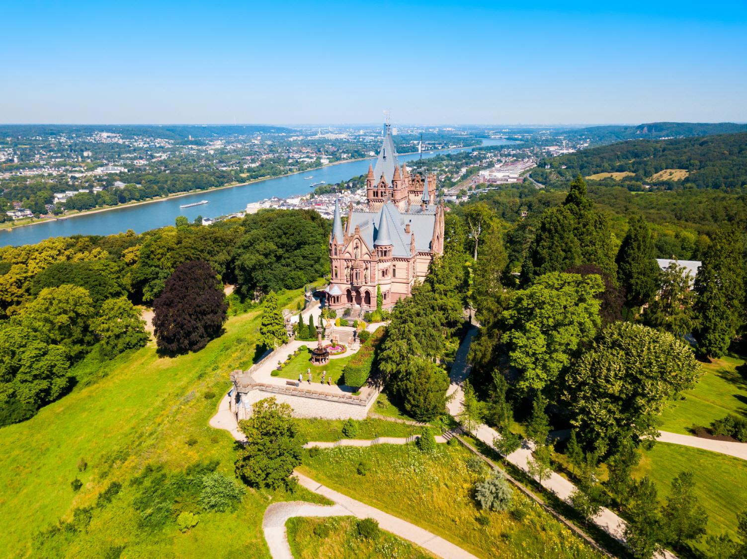 드라켄부르크성  Castle Drachenburg