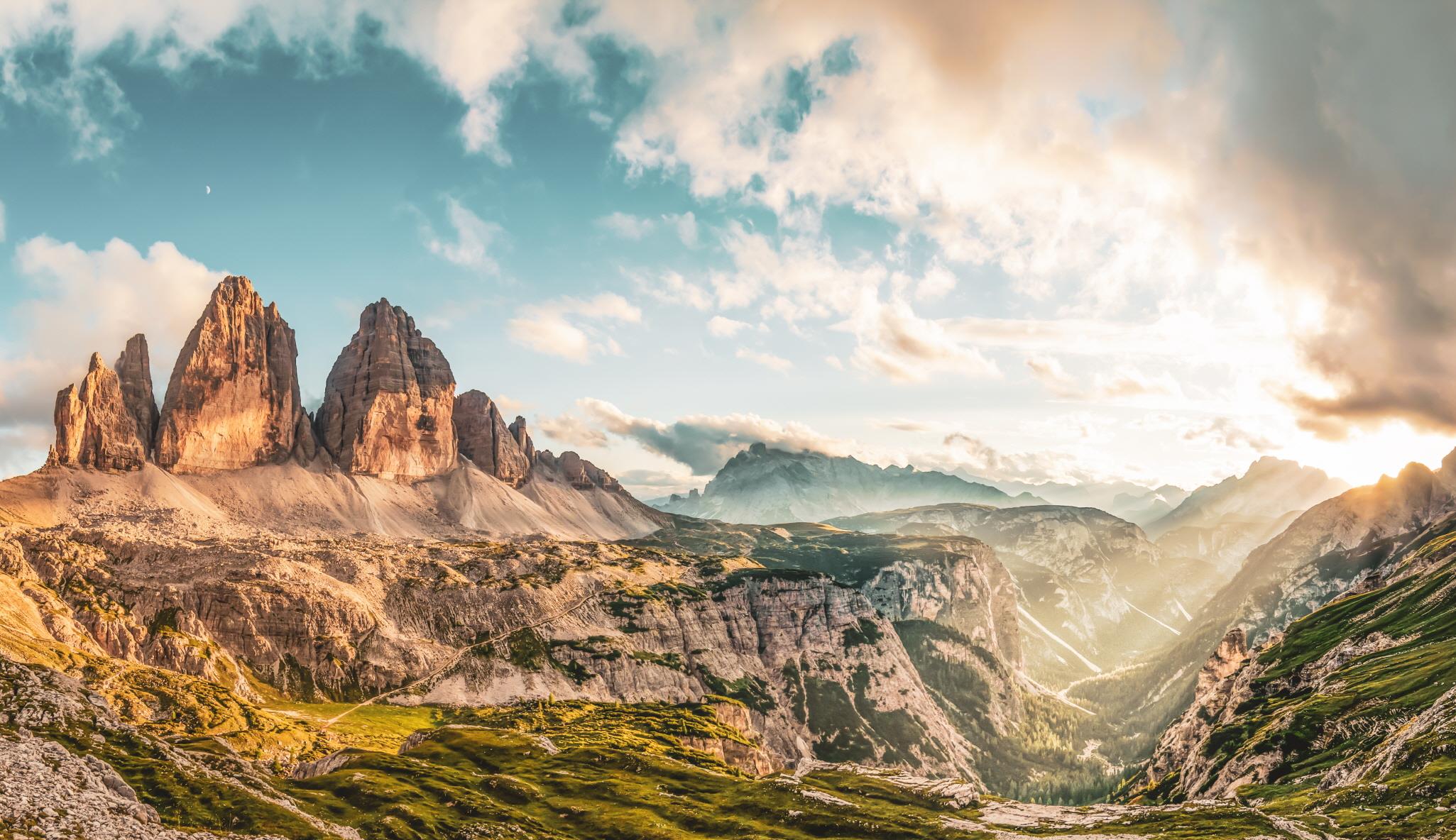 트레치메 디 라바레도 산  Tre Cime di Lavaredo