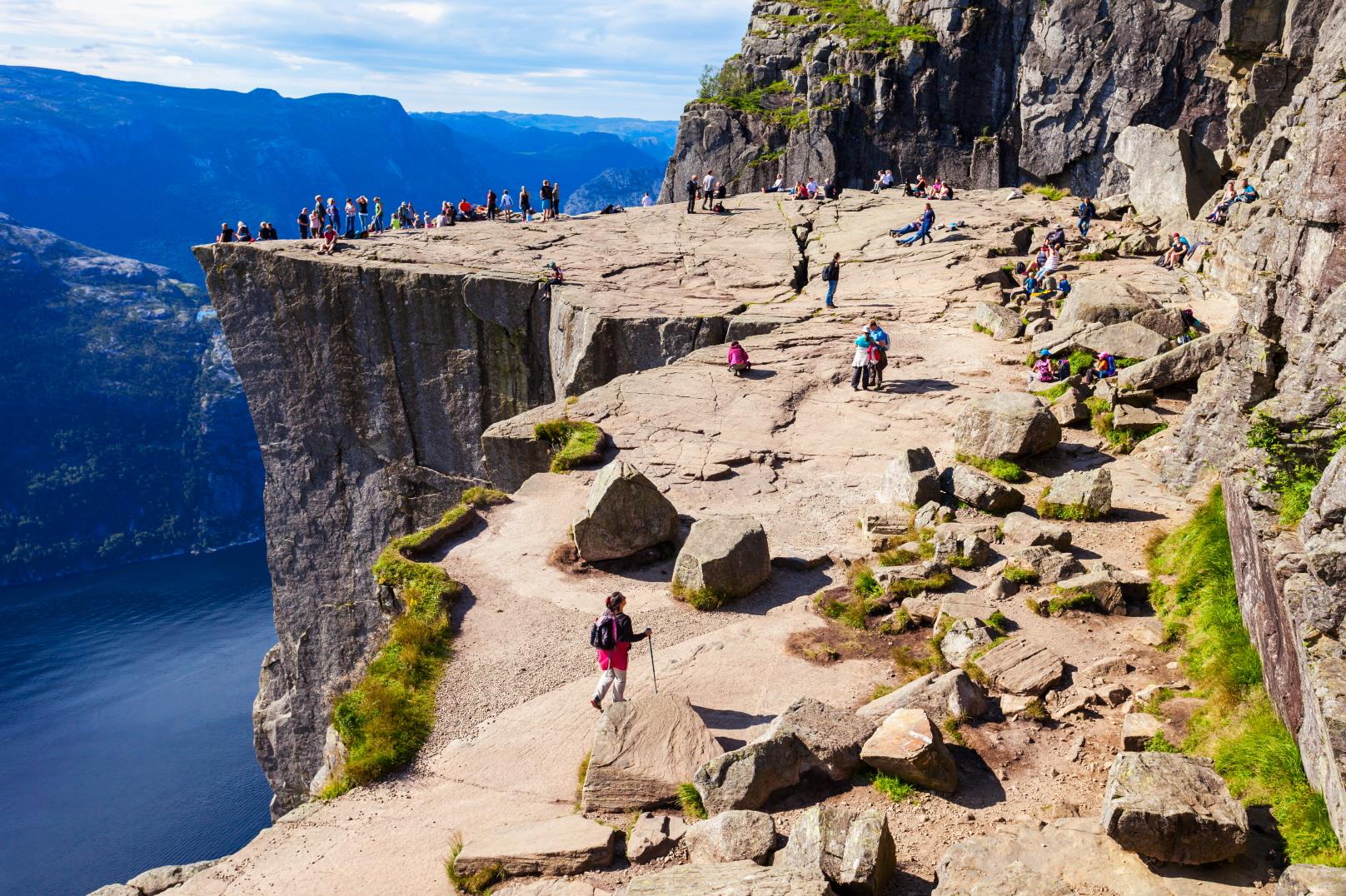 프레이케스톨렌  Preikestolen, Pulpit Rock