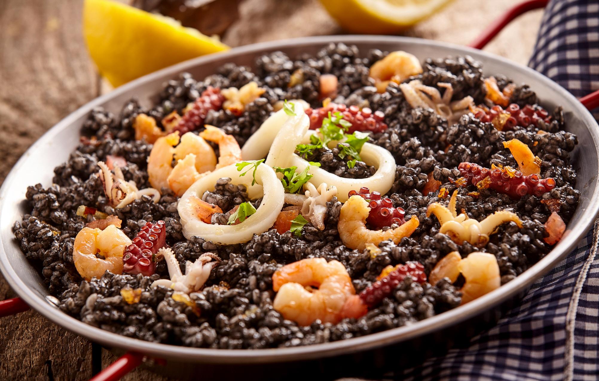 아로스네그로  Arroz Negro