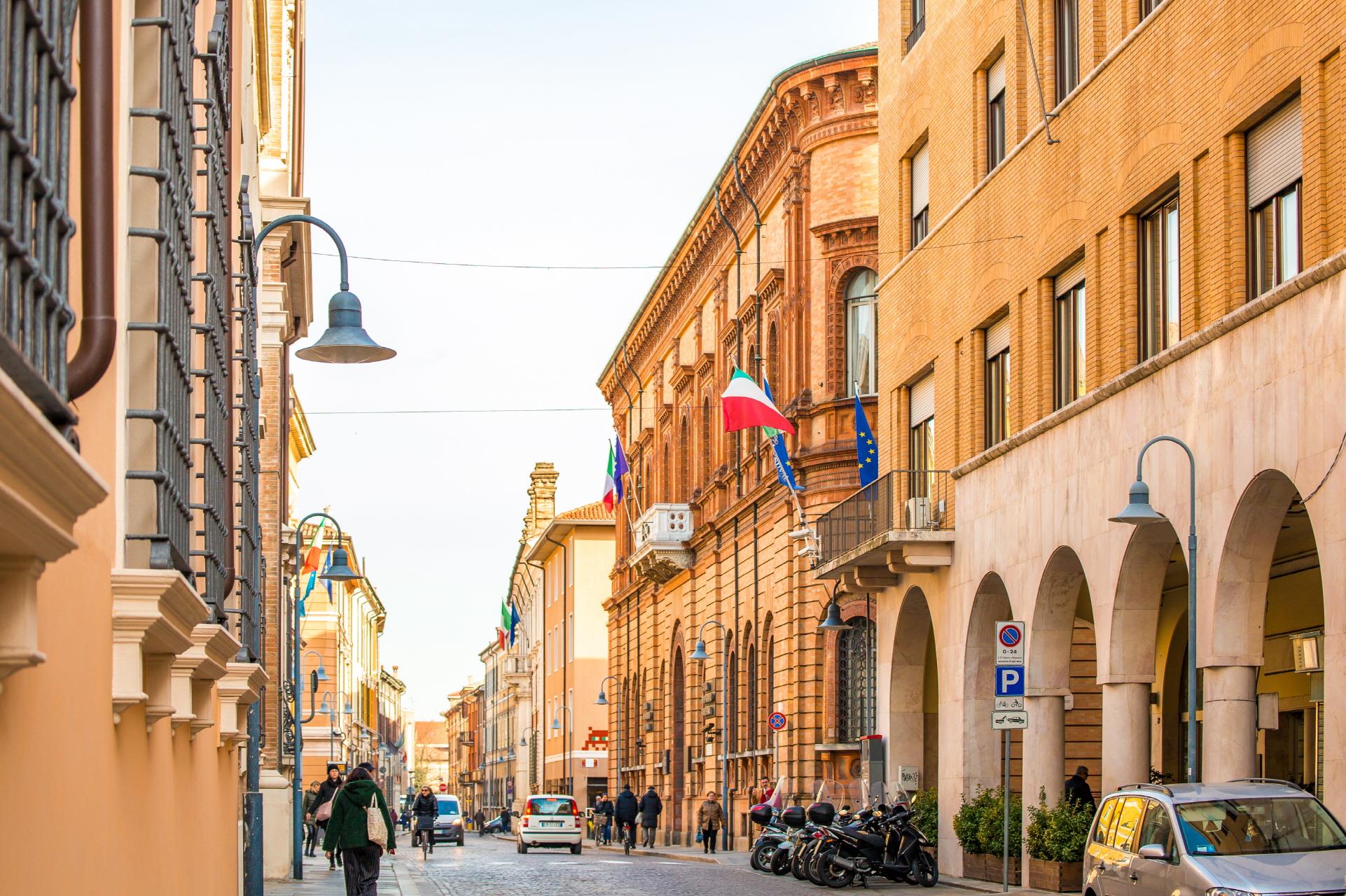 포폴로 광장과 구시가지  Piazza del Popolo Ravenna