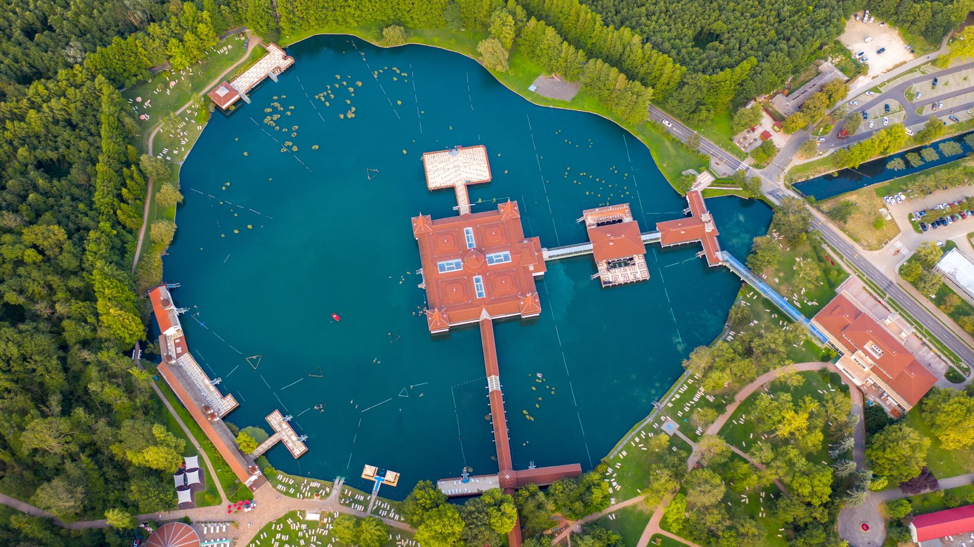 헤비츠 온천  Thermal Lake of Heviz