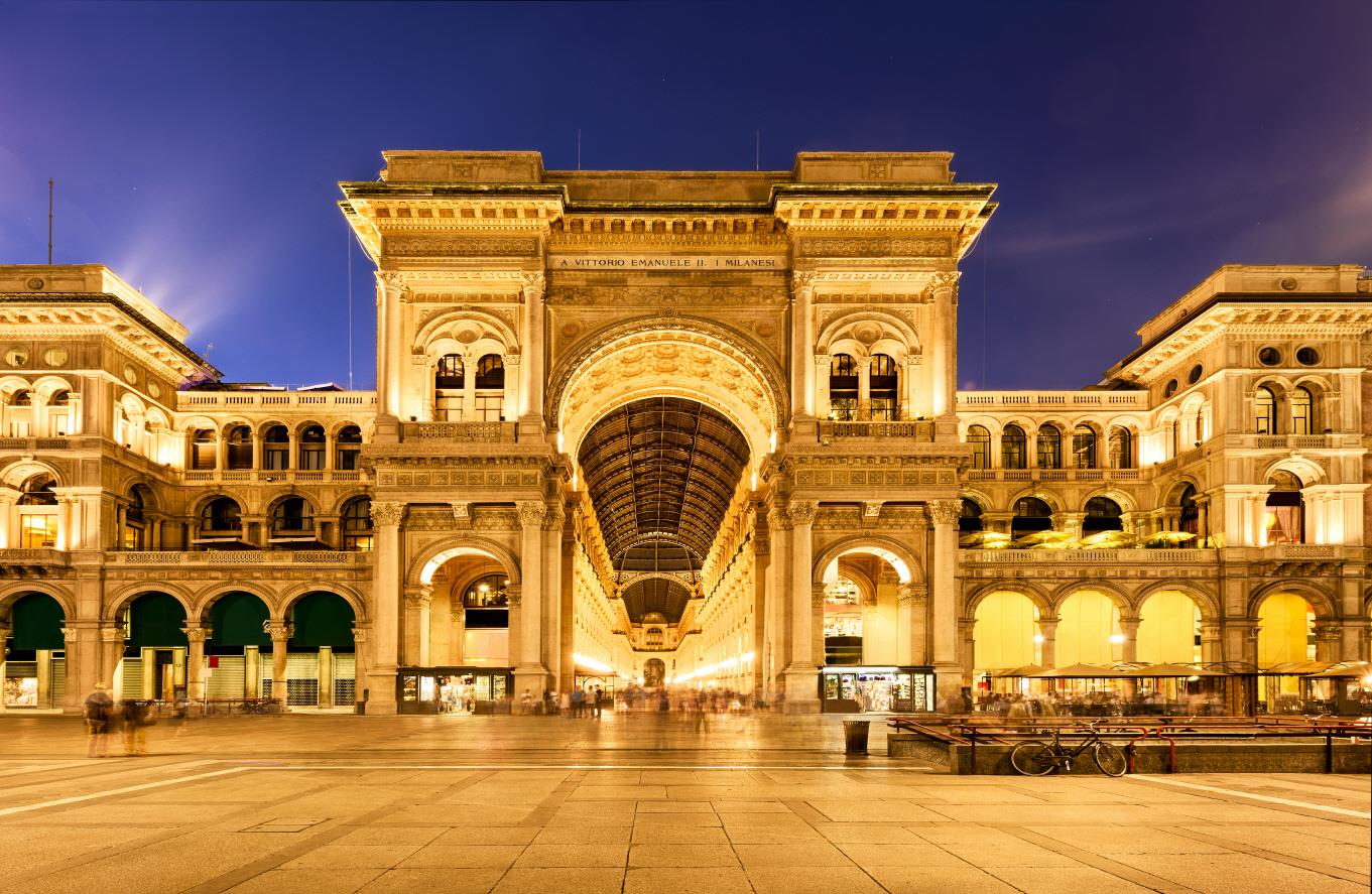 비토리오 에마누엘레2세 갤러리아  Galleria Vittorio Emanuele II