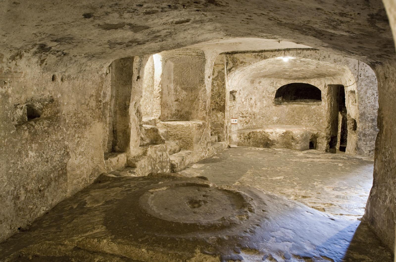 성 바울 동굴  Grotto Of St Paul