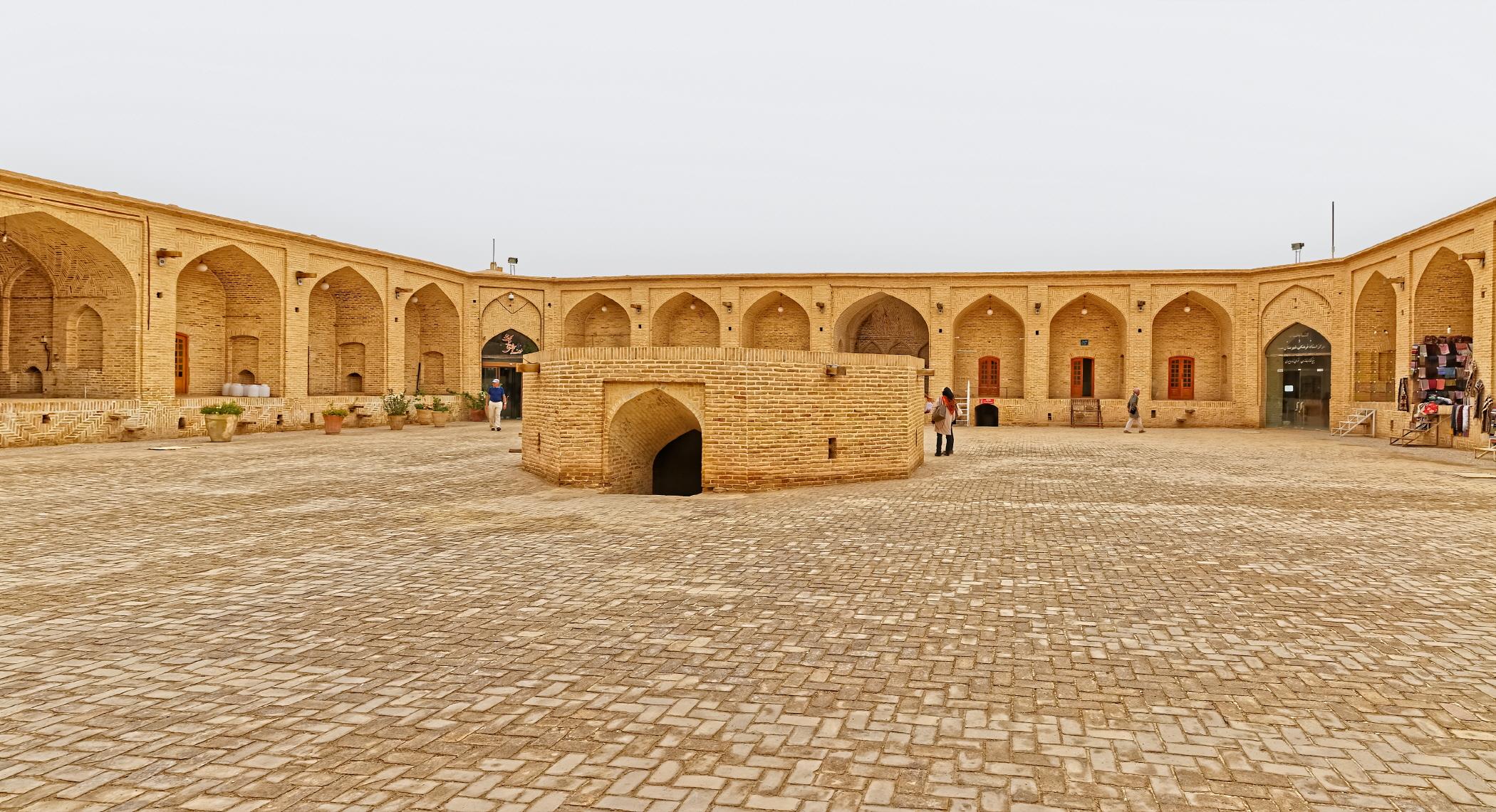 메이보드 카라반사라이  Meybod caravanserai