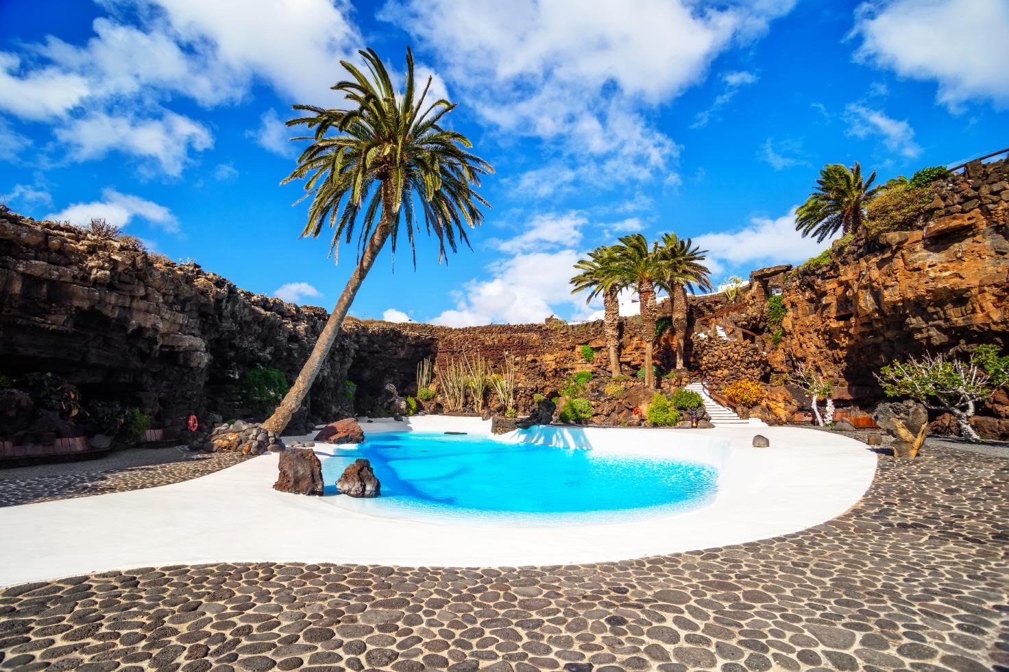 하메오스 델 아구아  Jameos del Agua garden