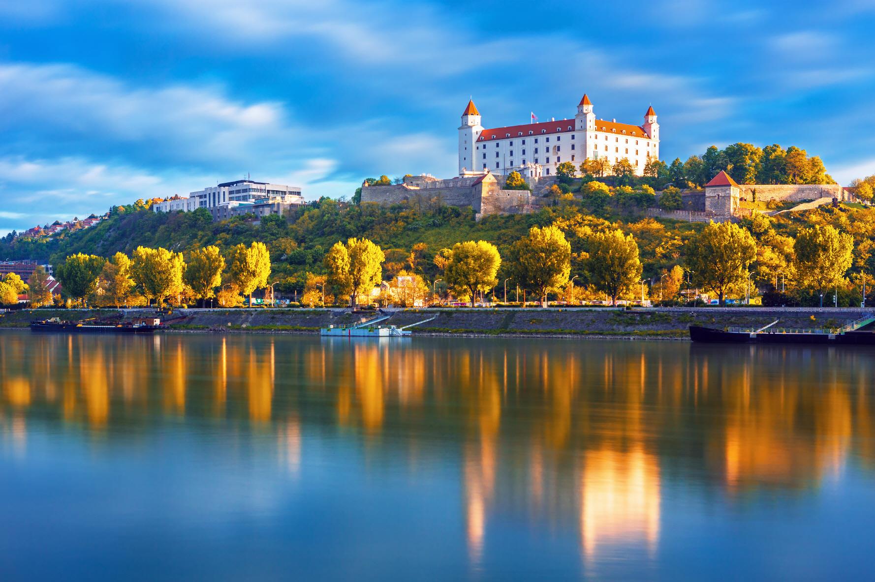 브라티슬라바 성  Bratislava Castle