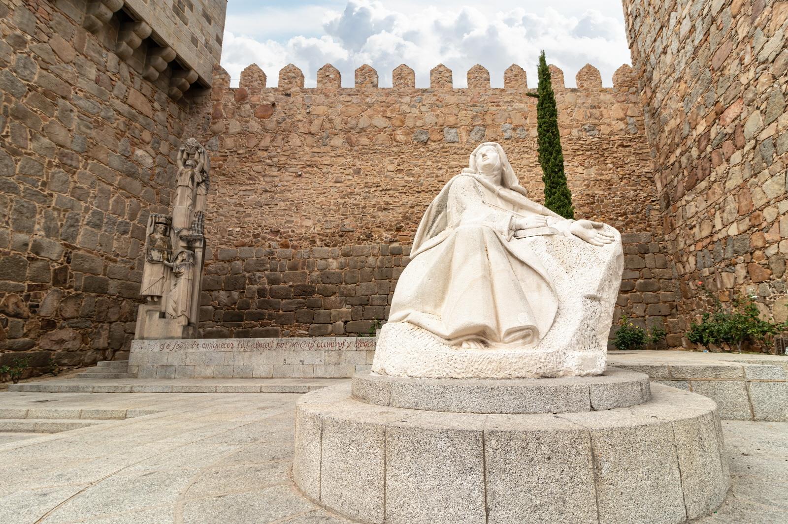 데레사 성녀 생가 성당  St. Teresa of Avila Cathedral, Amos