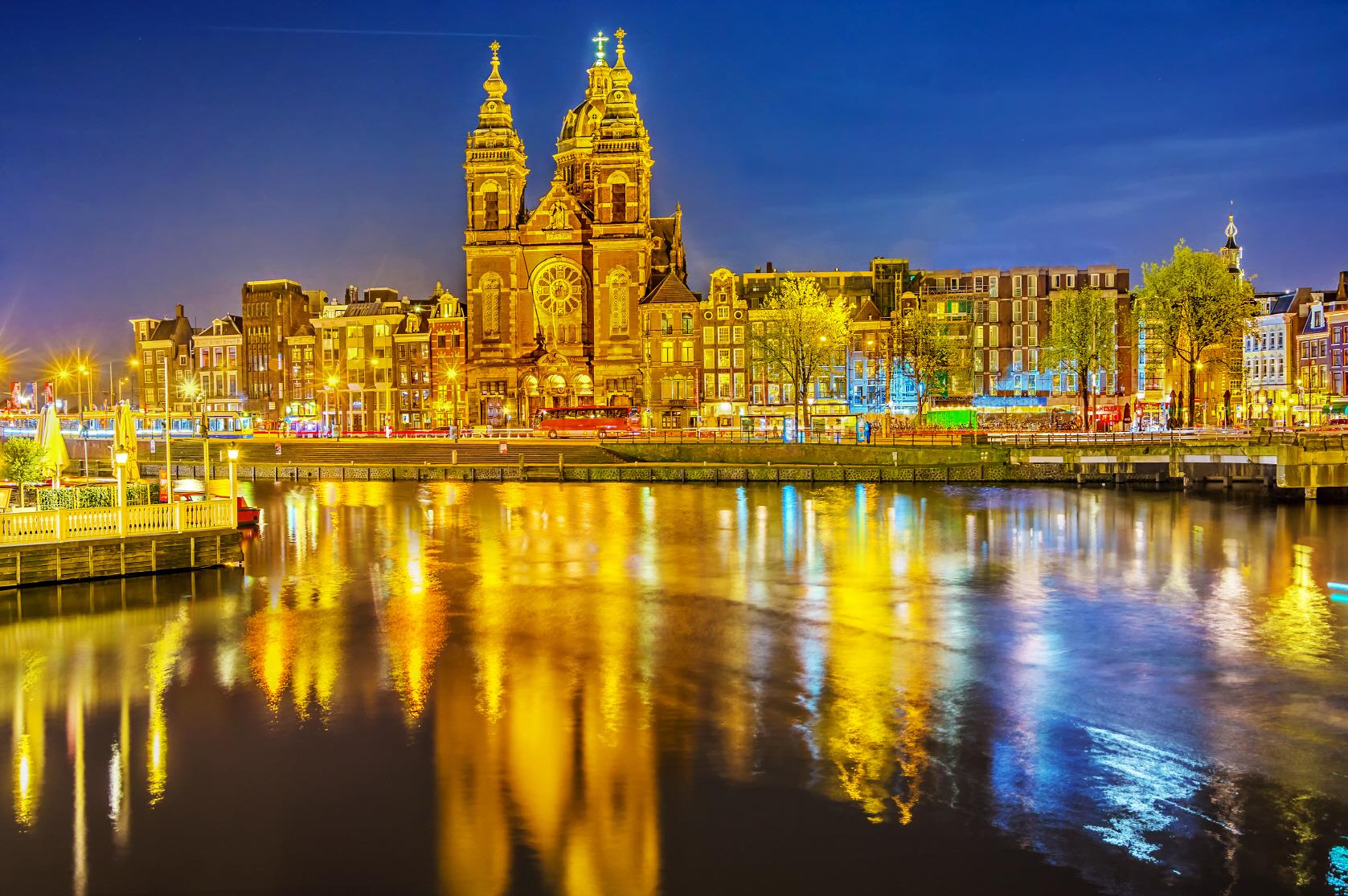 암스테르담 성니콜라스 교회  Basilica of Saint Nicholas, Amsterdam