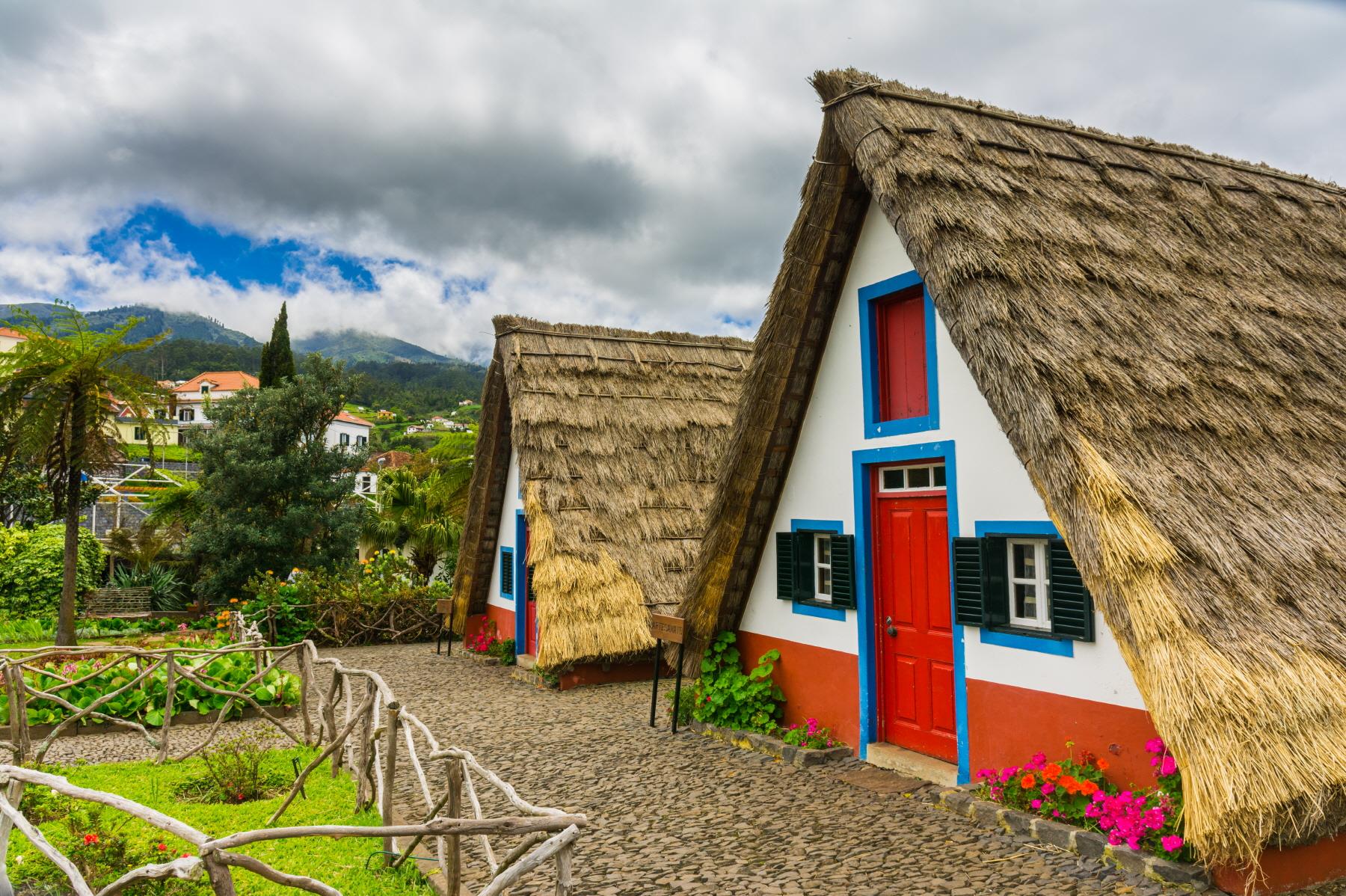 마데이라 전통주택  Traditional House in Santana