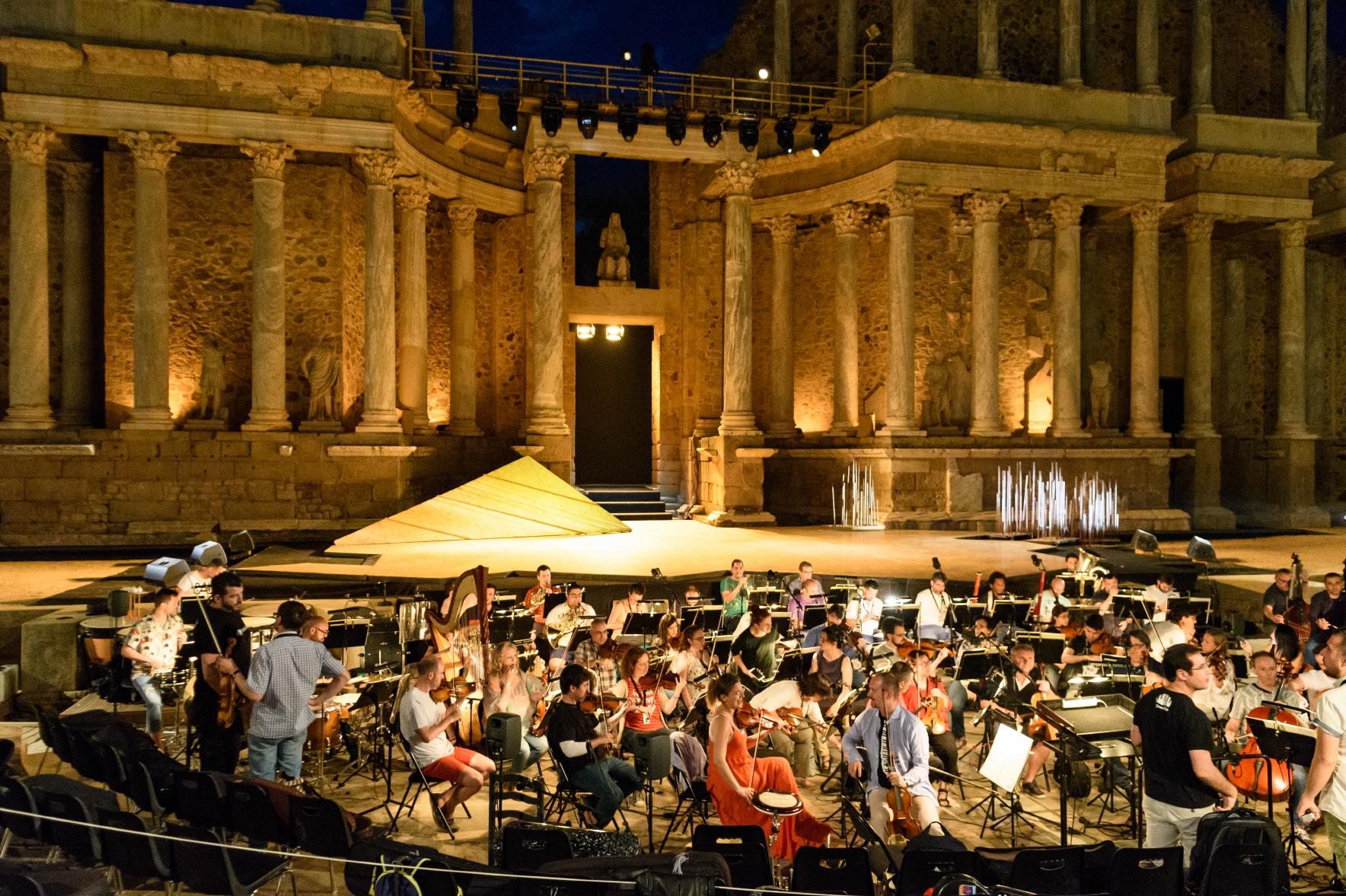 로마 극장  Teatro Romano