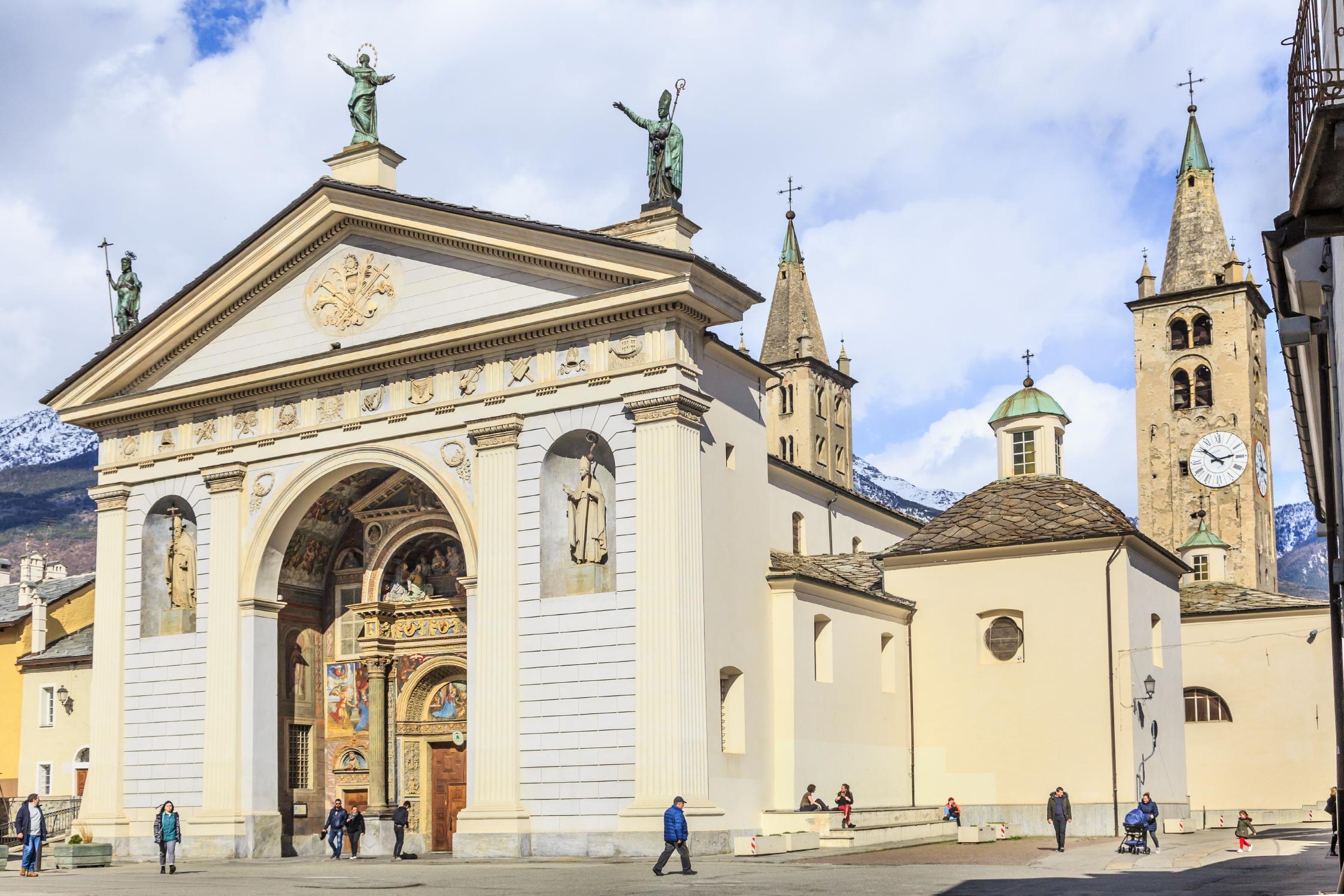 아오스타 대성당  Aosta Cathedral