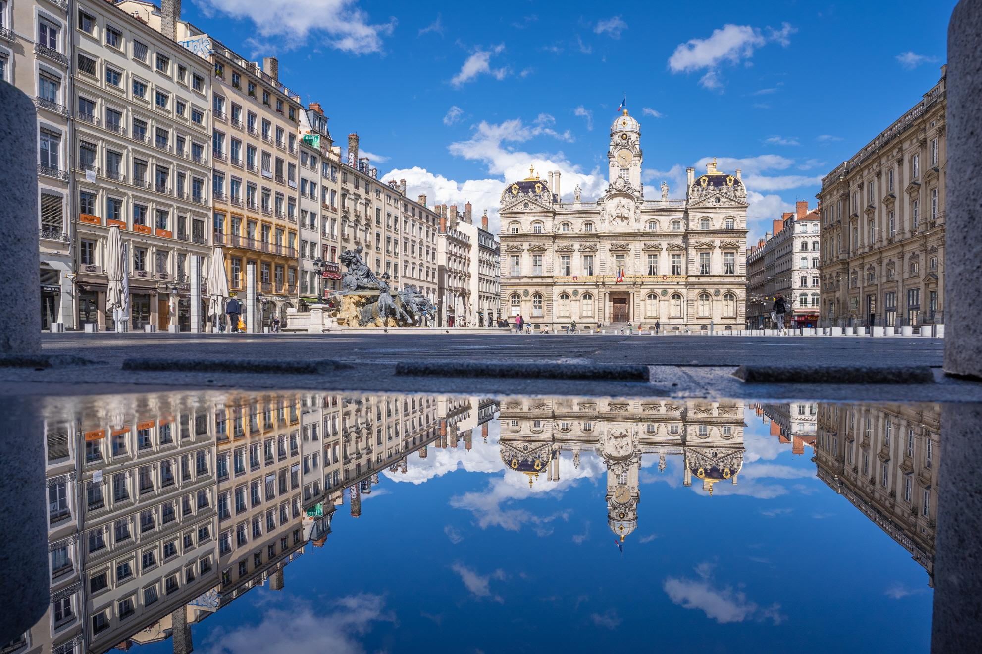 테로 광장  Place des Terreaux