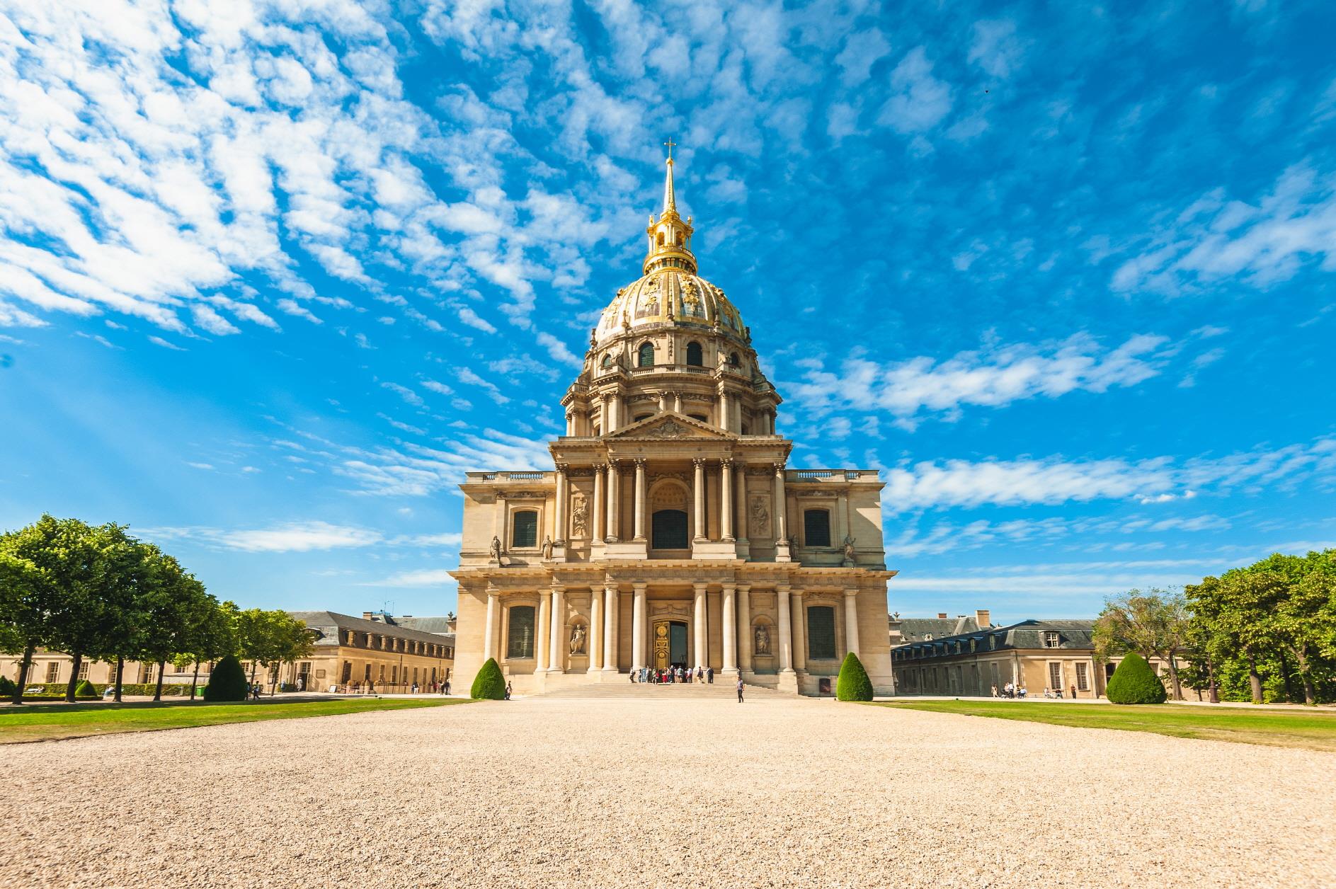 앵발리드  Invalides