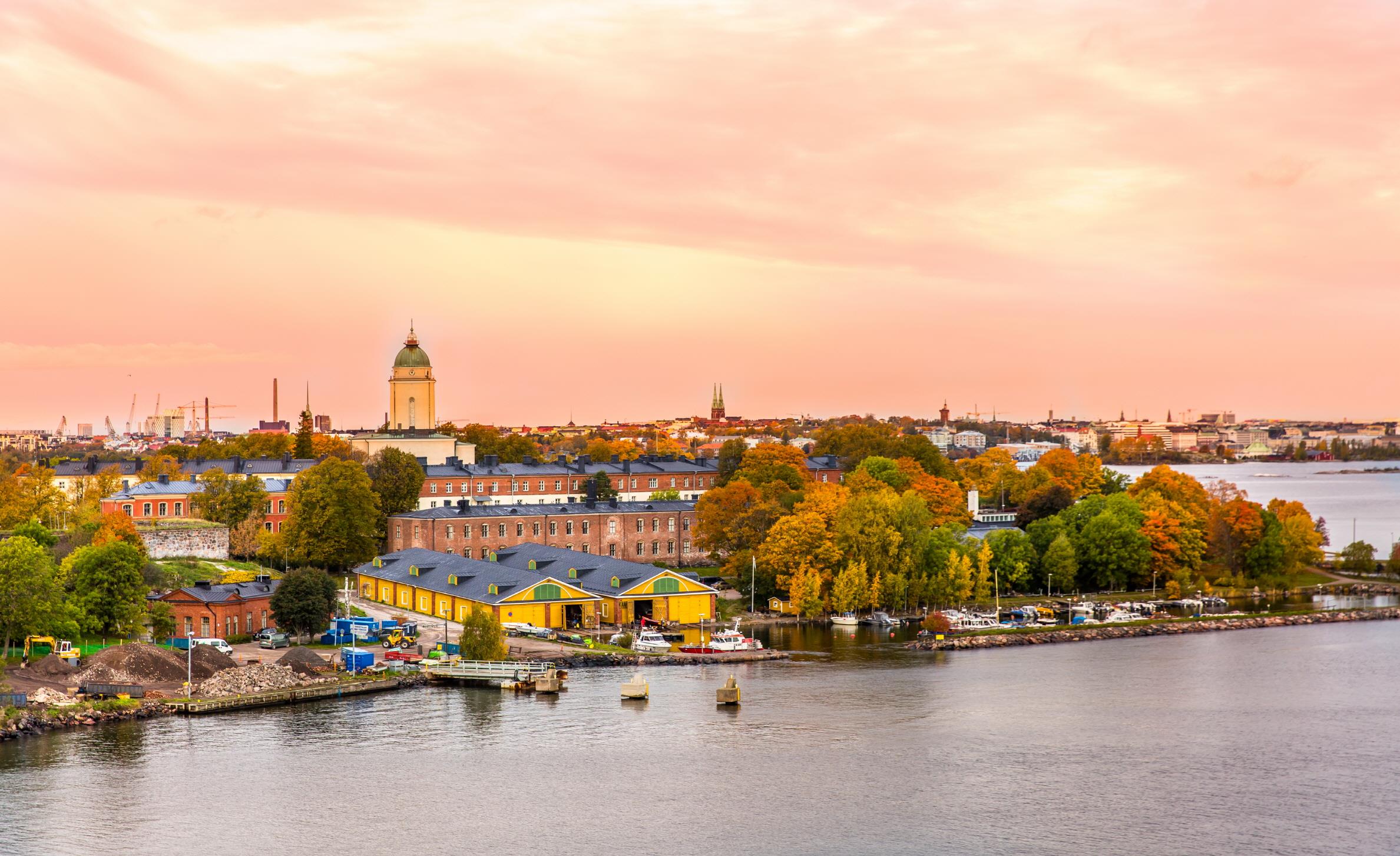 수오멘린나 요새  Suomenlinna