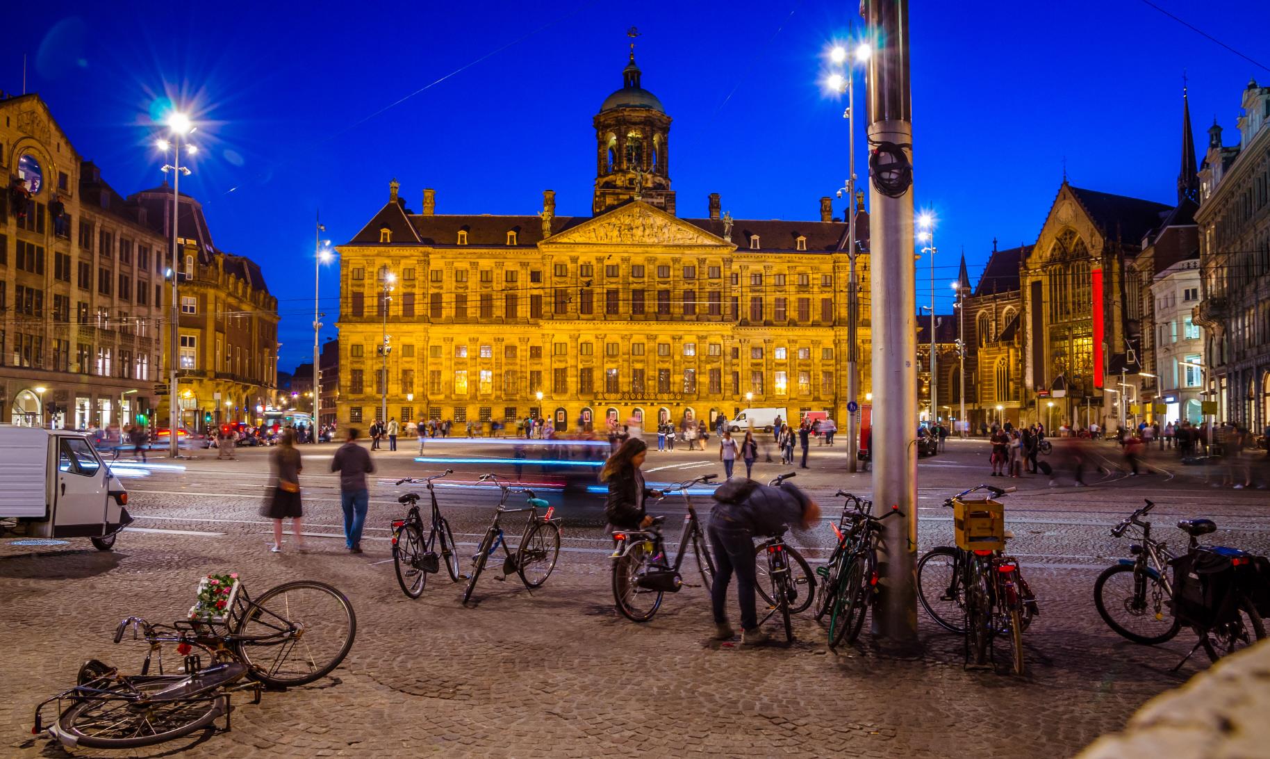 담 광장  Dam Square