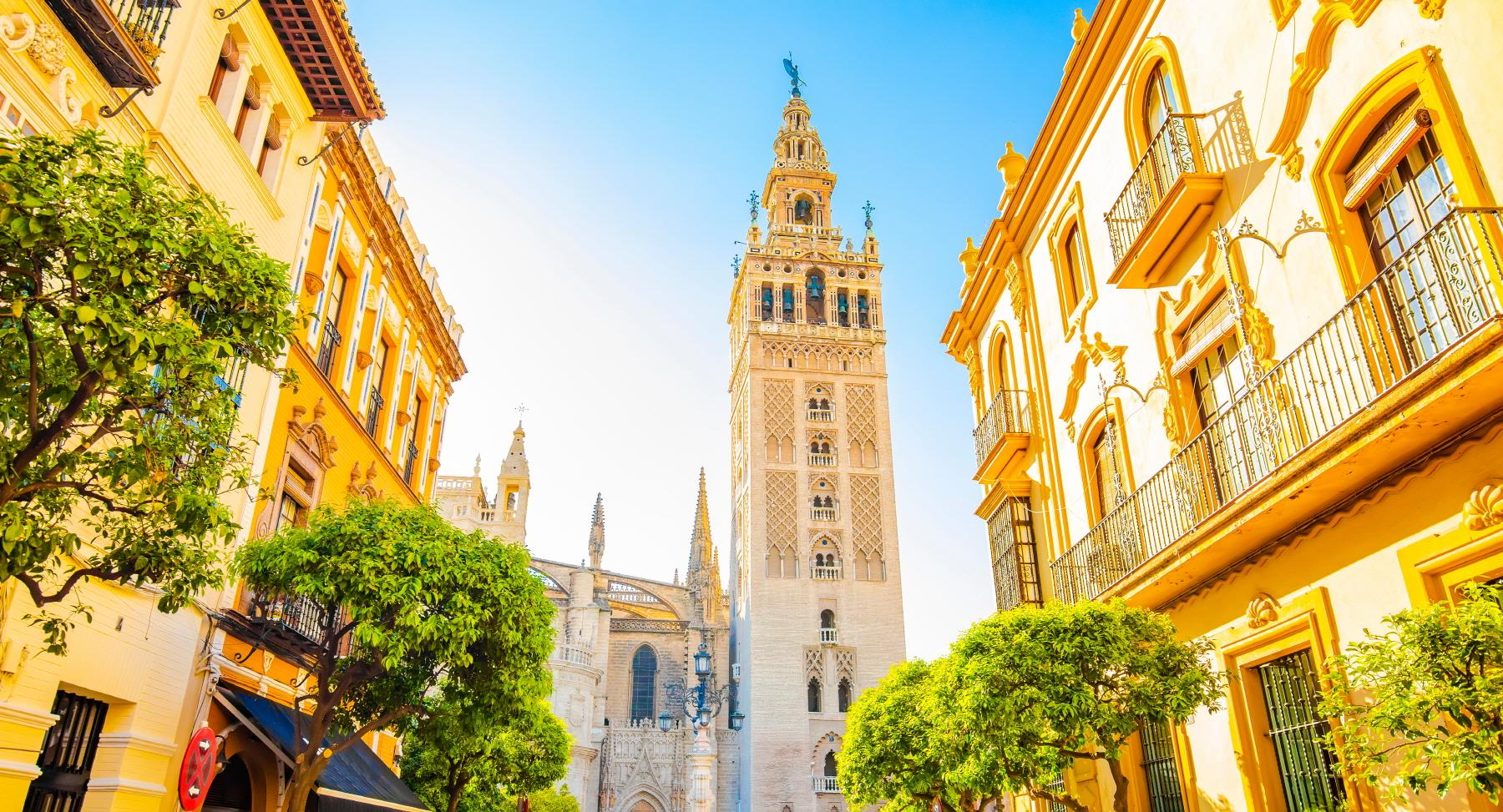 히랄다 탑  Torre de la Giralda