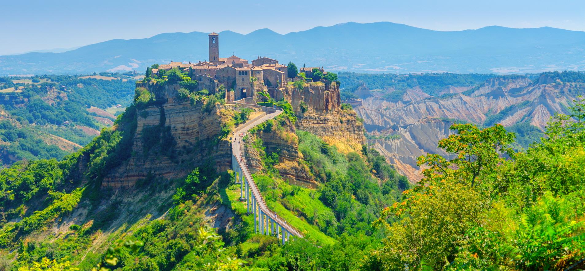 치비타 디 바뇨레조  Civita di Bagnoregio