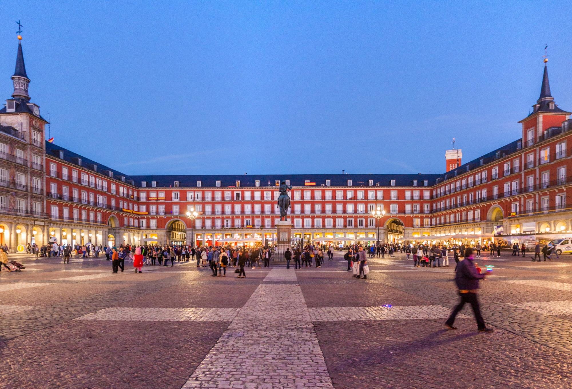 마드리드 마요르 광장  (Plaza Mayor de Madrid)