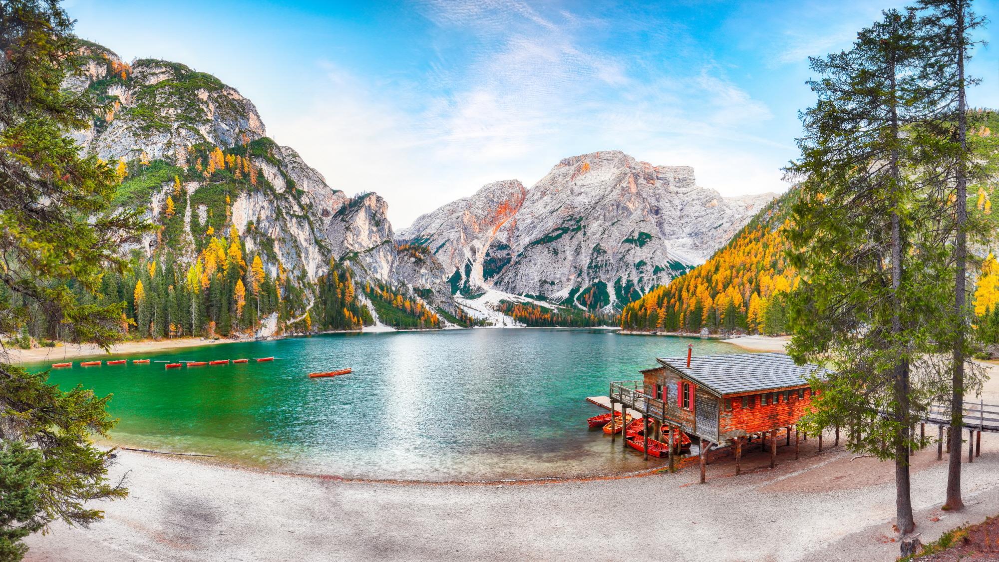 브레이 호수  Braies Lake