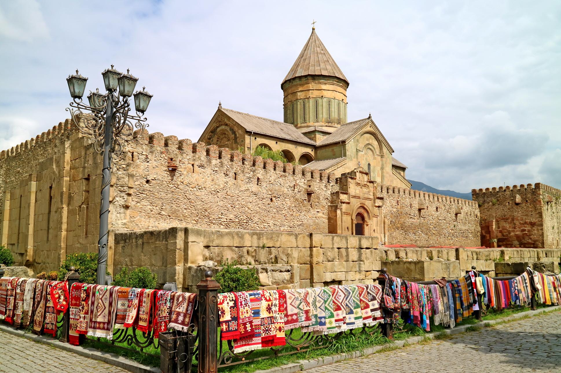 스베티츠호벨리 대성당  Svetitskhoveli Cathedral