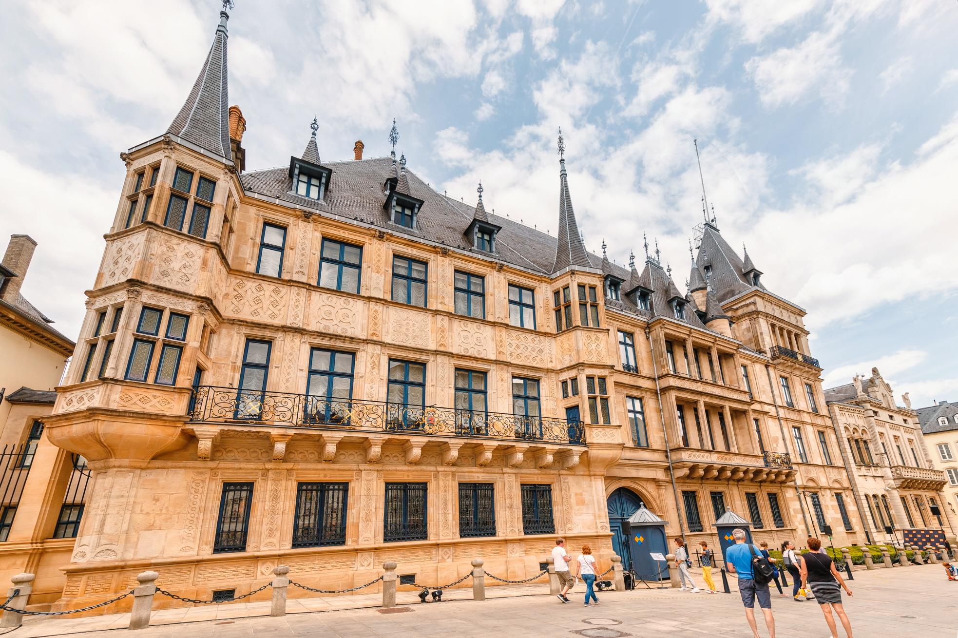 룩셈부르크 대공궁  Grand Ducal Palace