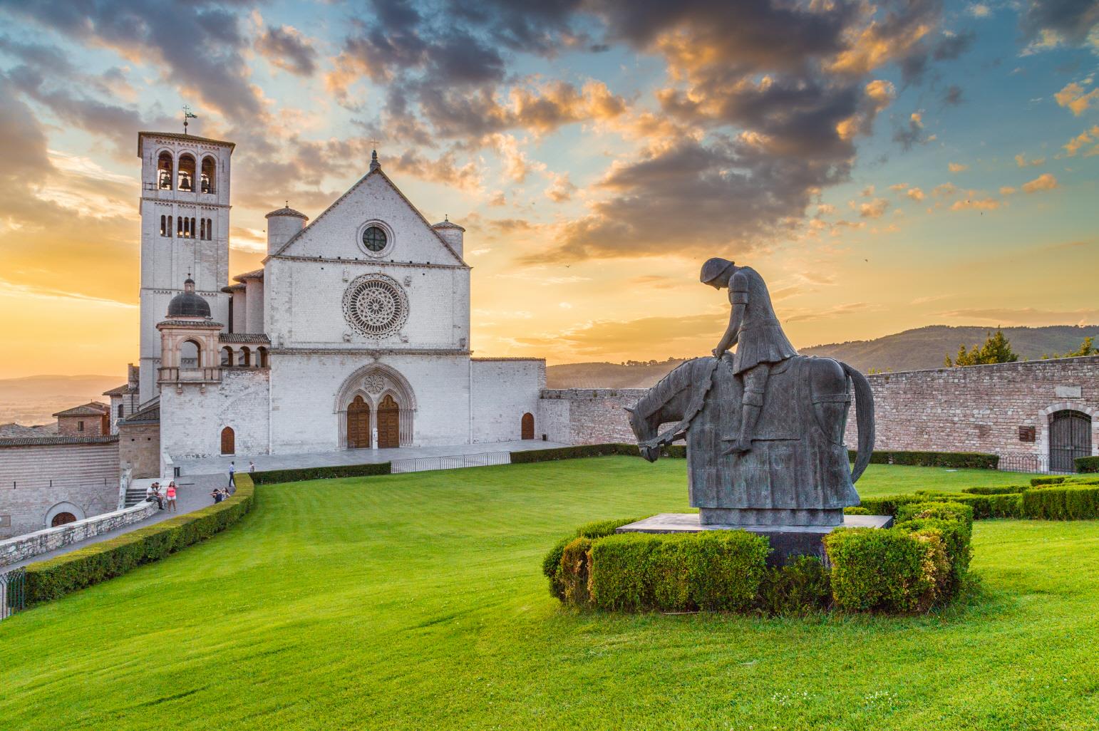 성 프란체스코 대성당  Basilica di San Francesco