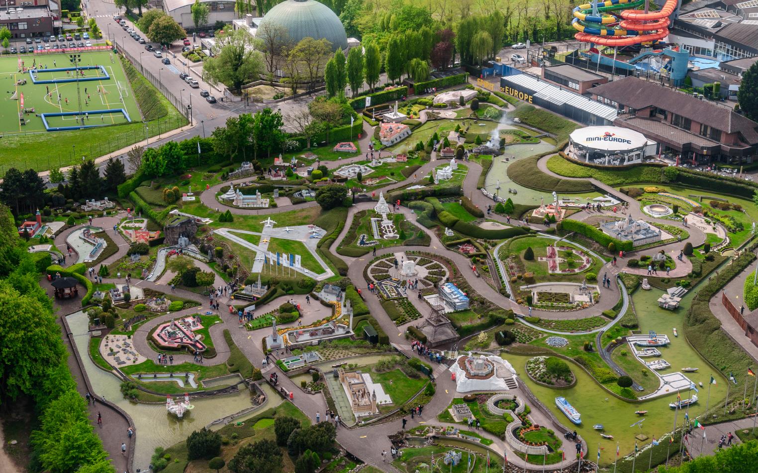 아토미움 (Atomium)